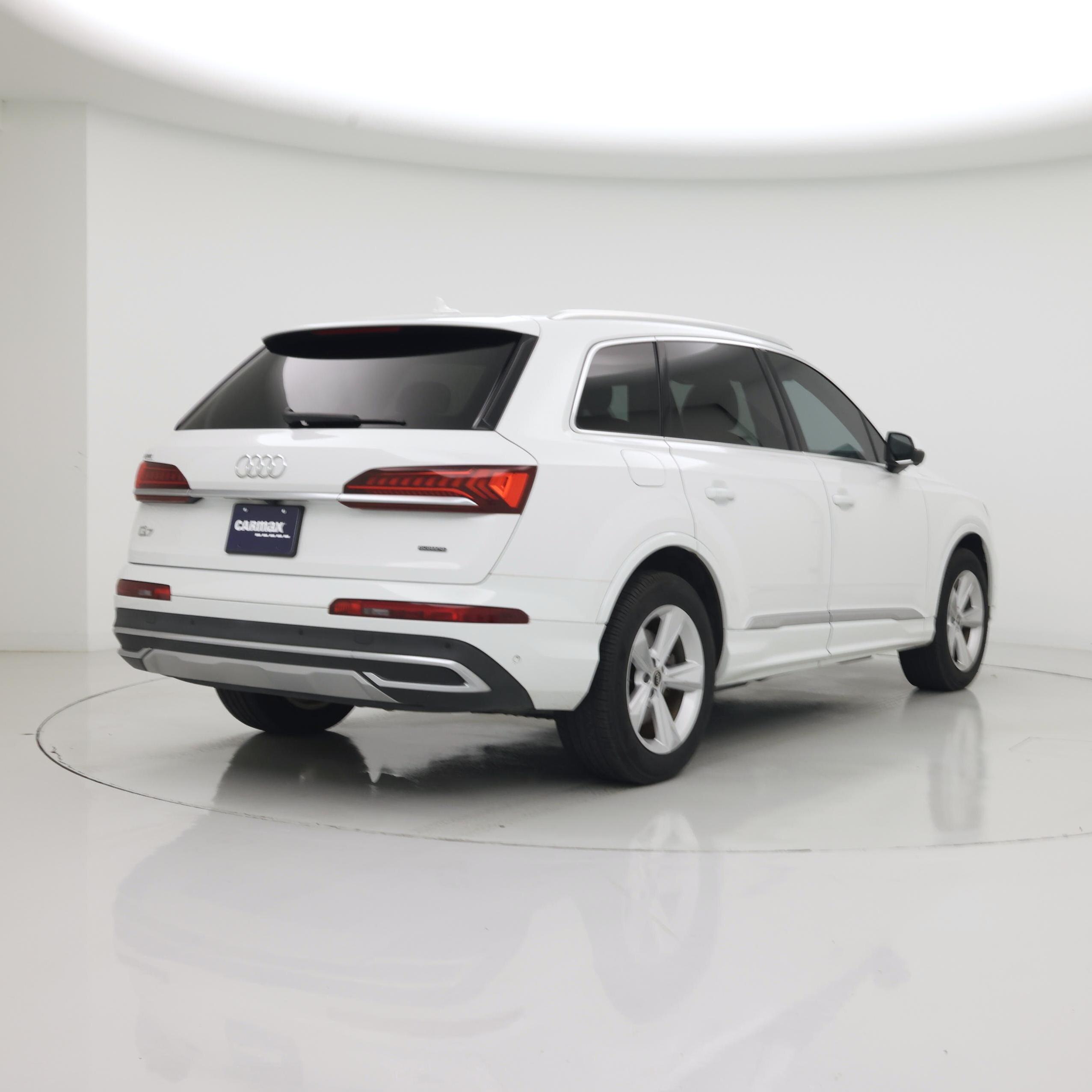 Thumbnail: 2022 Audi Q7 - 8