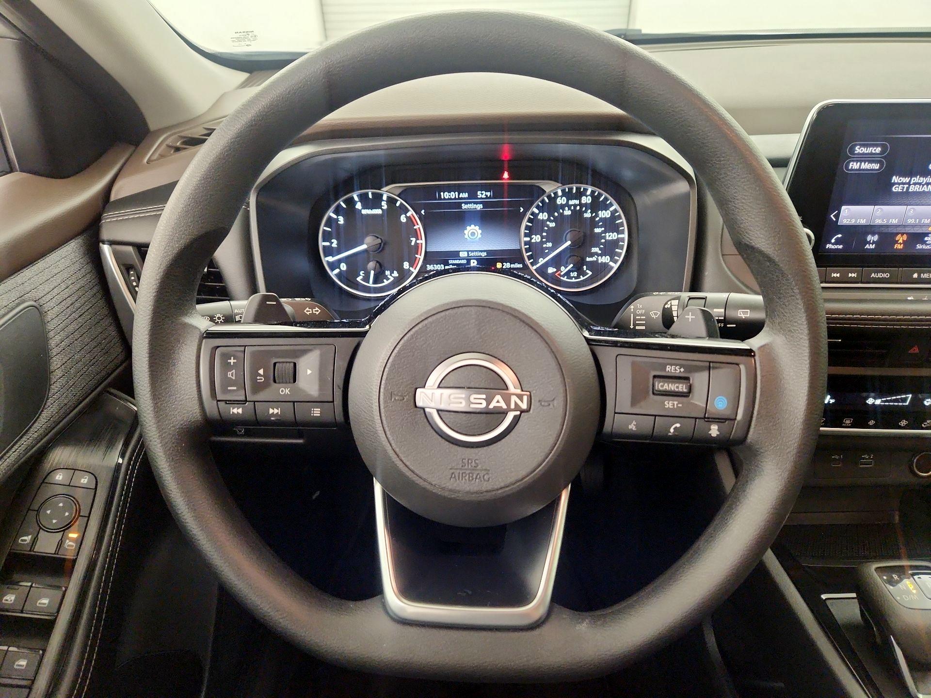 Thumbnail: 2023 Nissan Rogue - 10