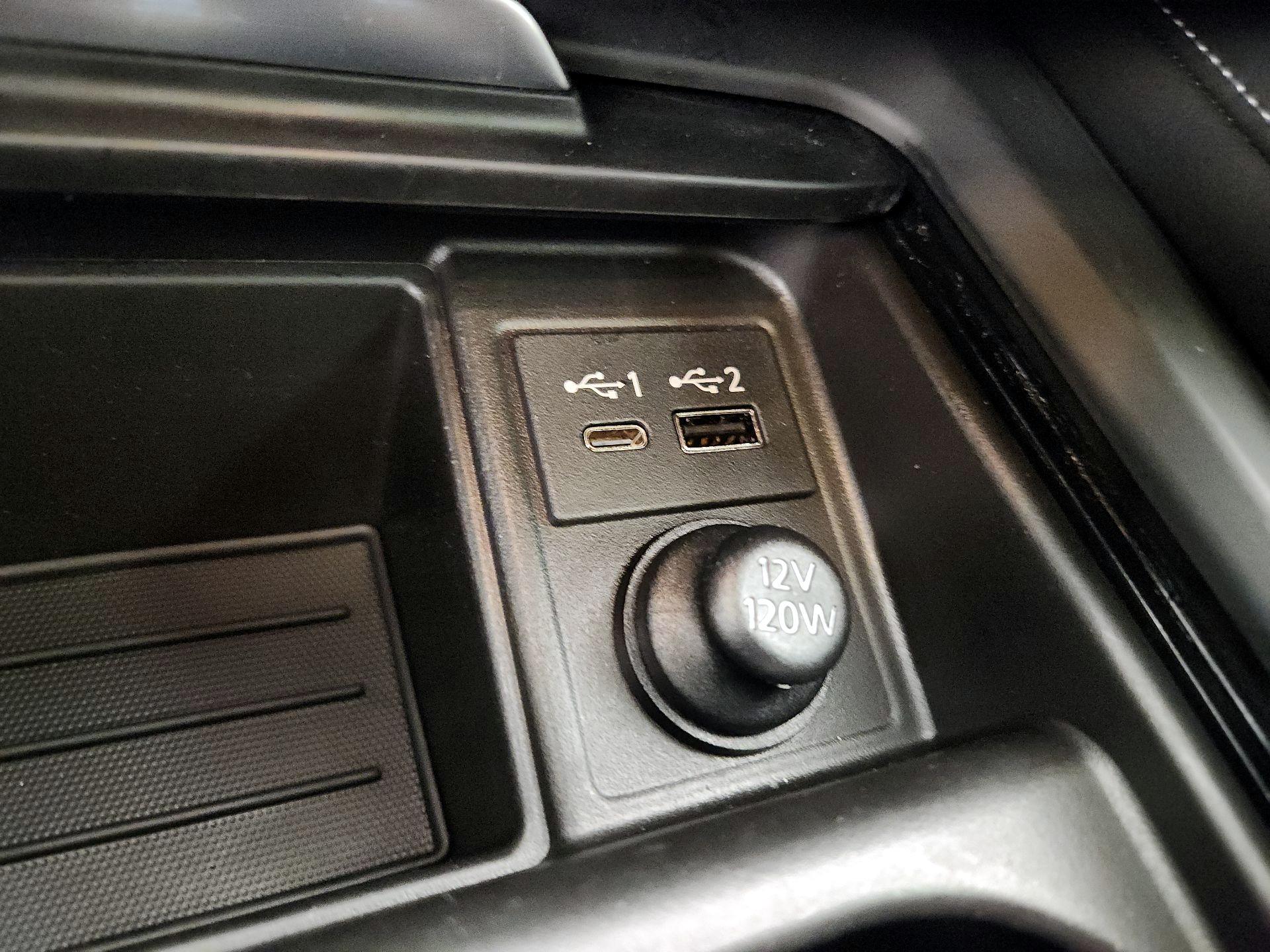 Thumbnail: 2023 INFINITI QX55 - 18