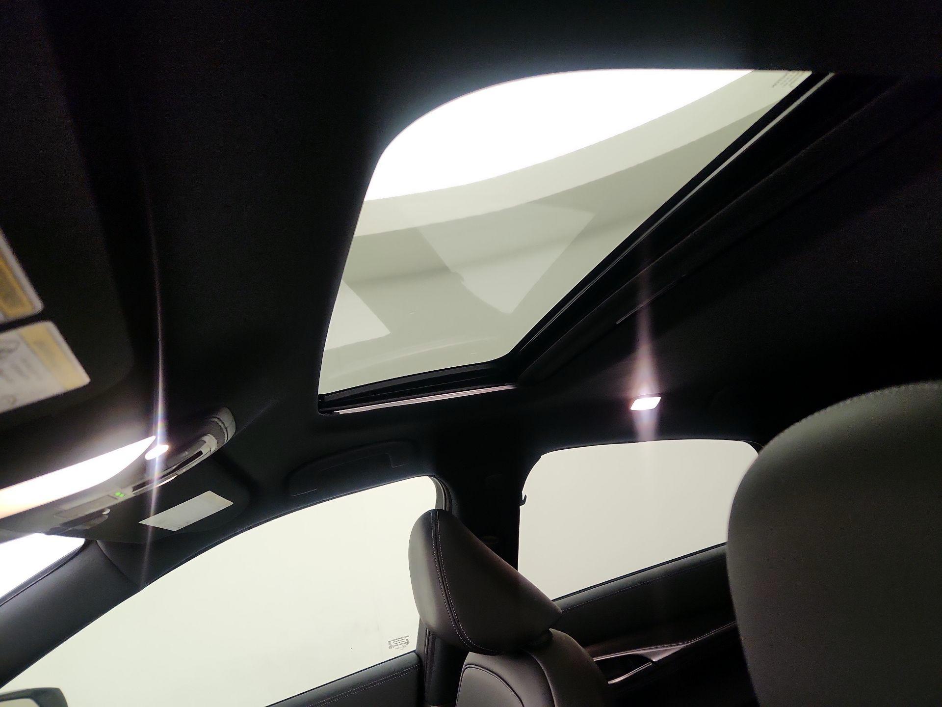 Thumbnail: 2023 INFINITI QX55 - 19