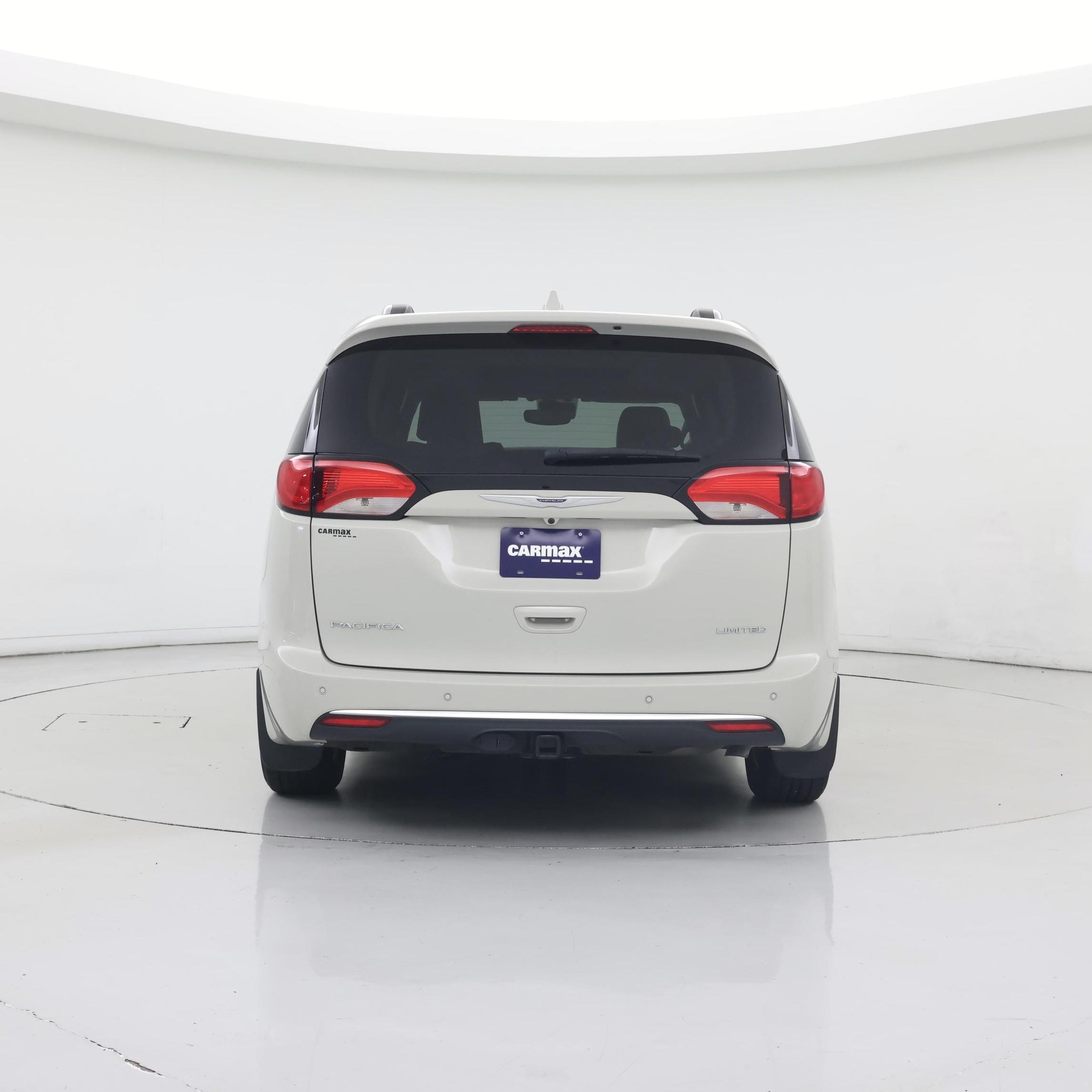 Thumbnail: 2020 Chrysler Pacifica - 6
