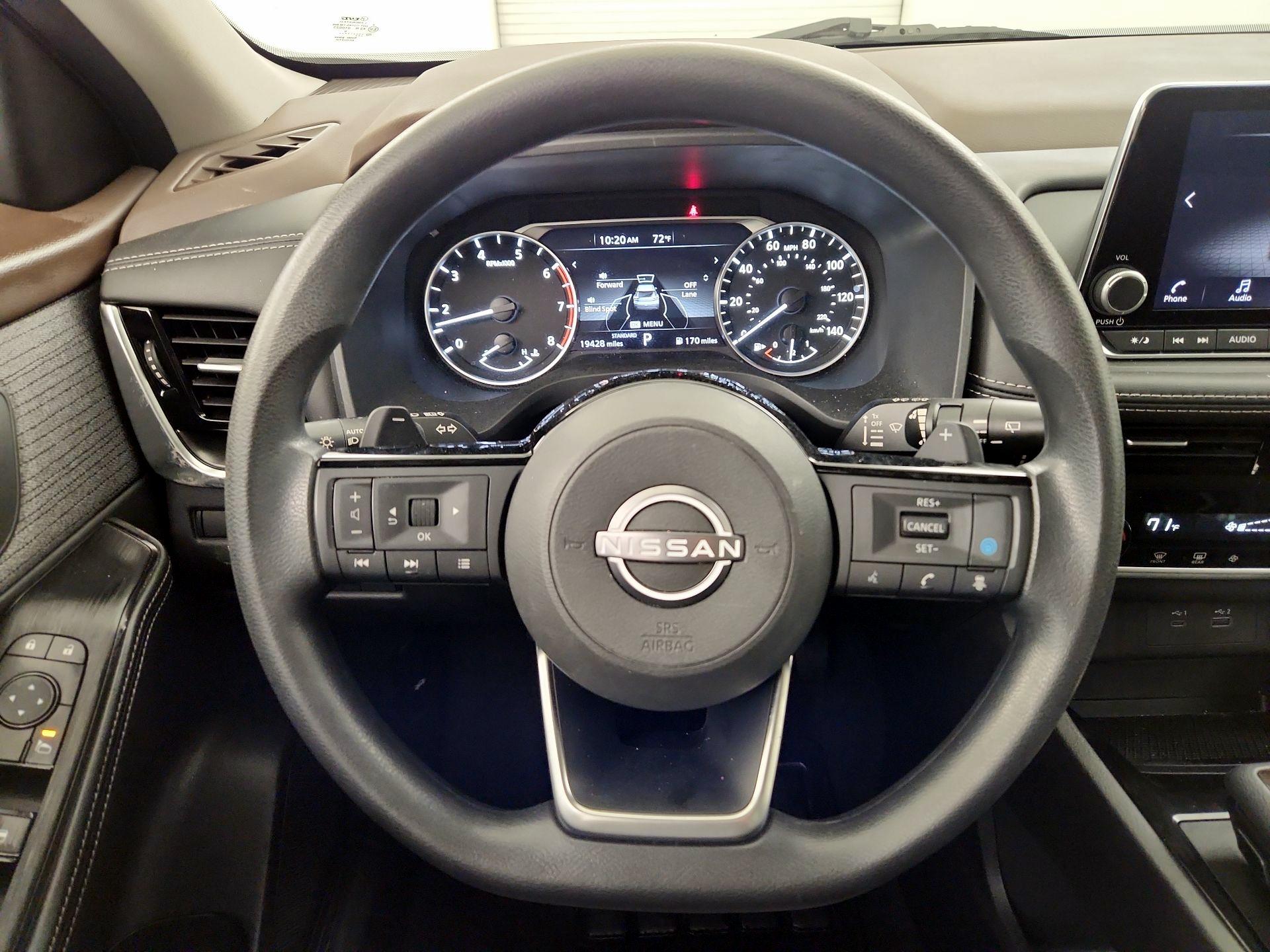 Thumbnail: 2023 Nissan Rogue - 10