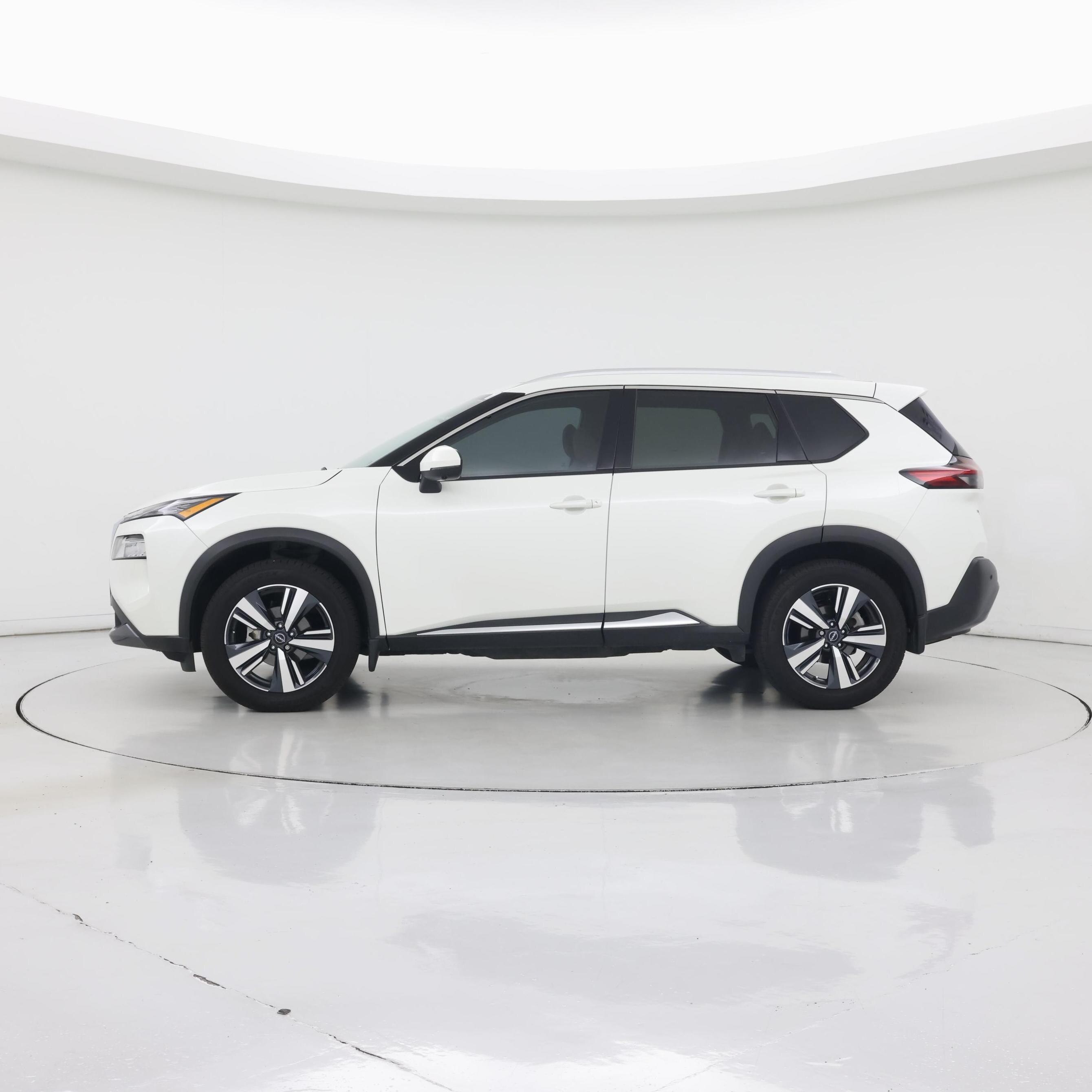 Thumbnail: 2023 Nissan Rogue - 3