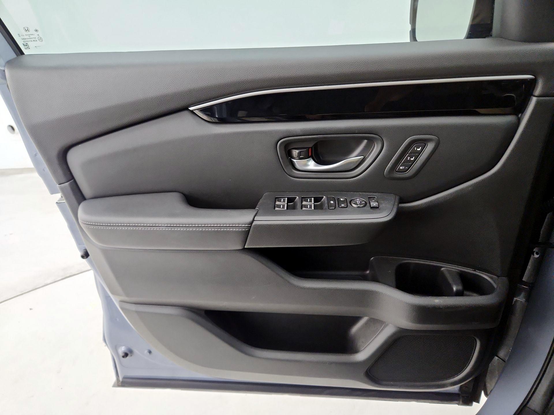 Thumbnail: 2025 Honda Pilot - 12