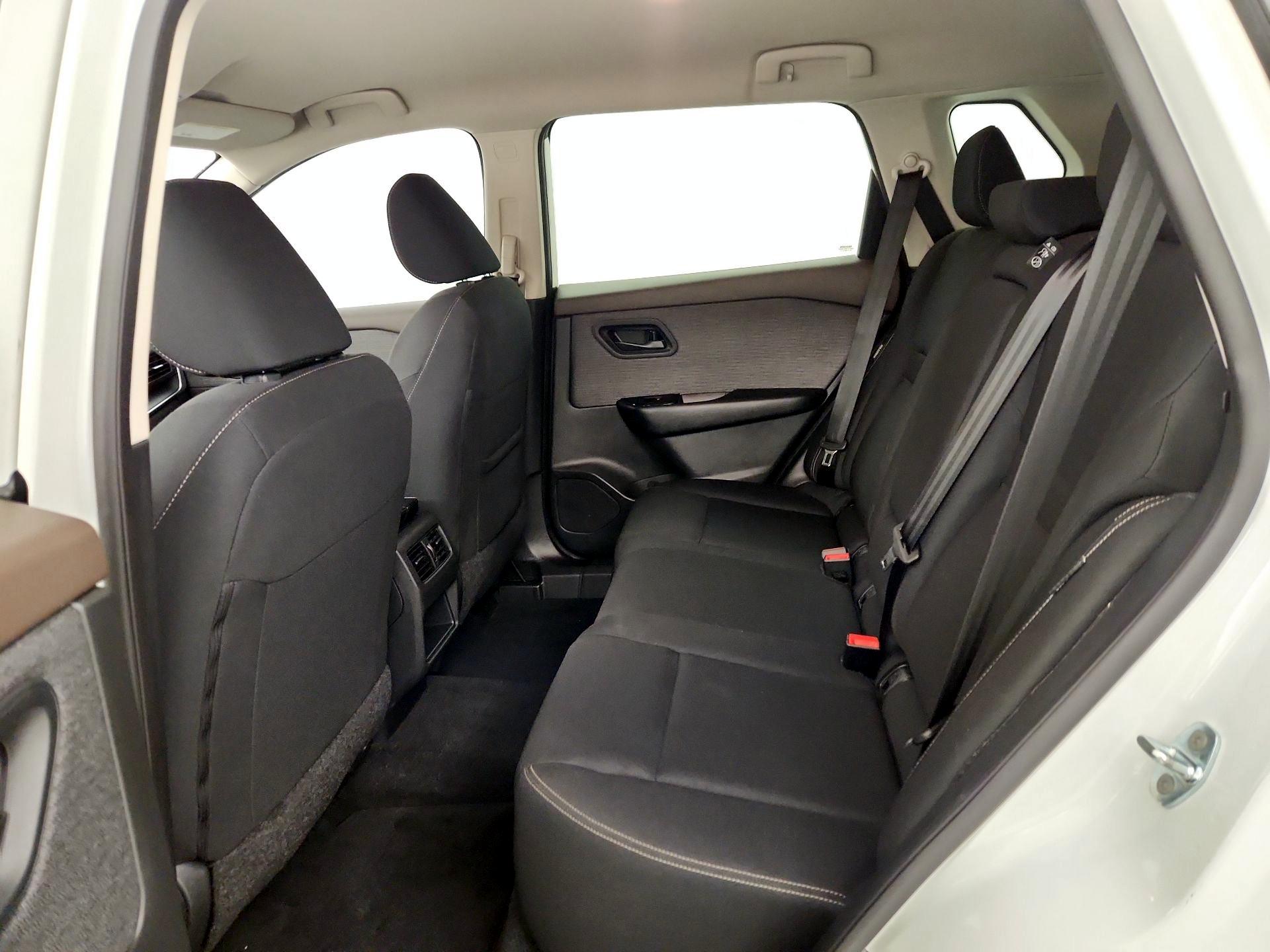 Thumbnail: 2023 Nissan Rogue - 19