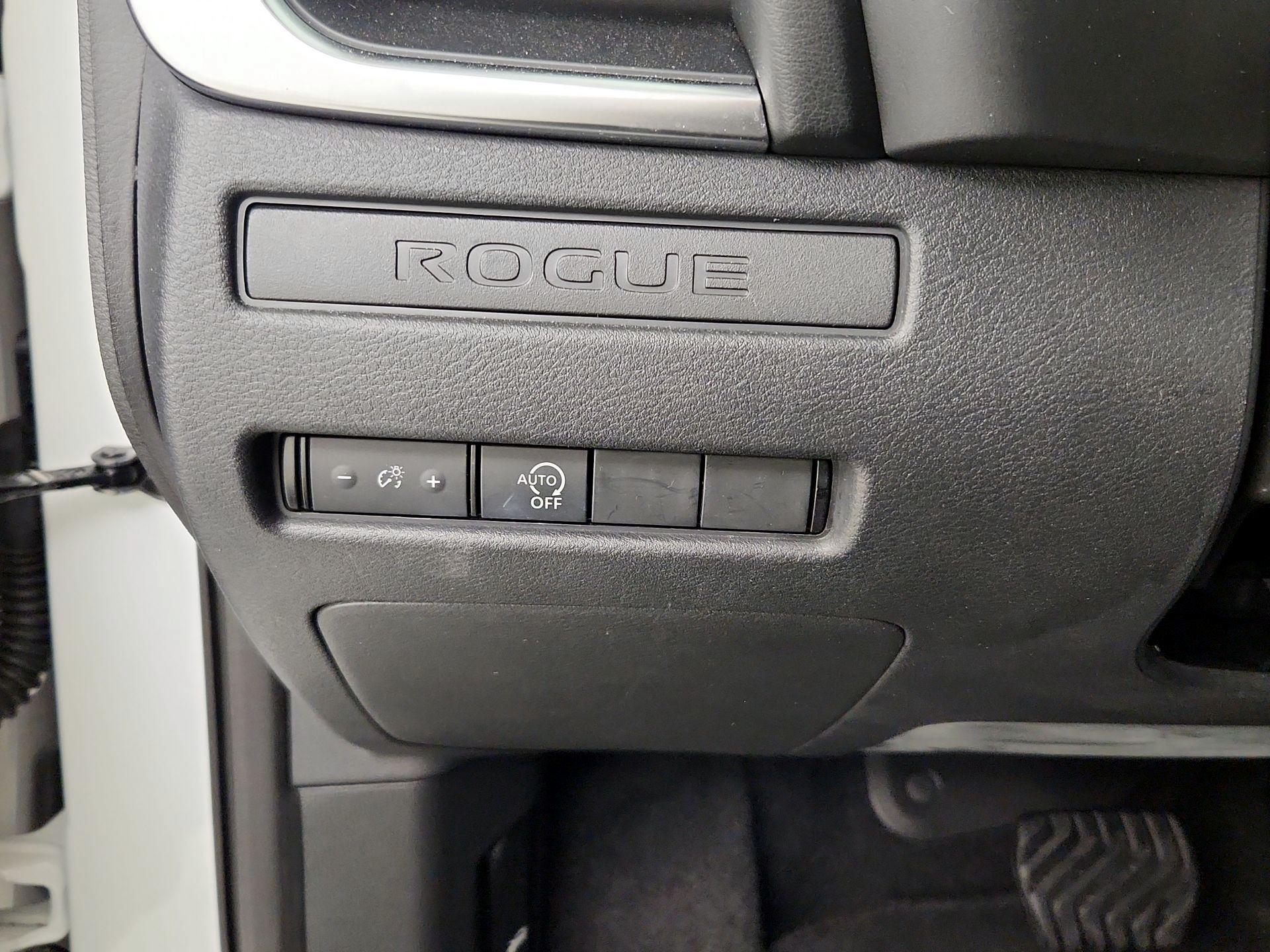 Thumbnail: 2023 Nissan Rogue - 13