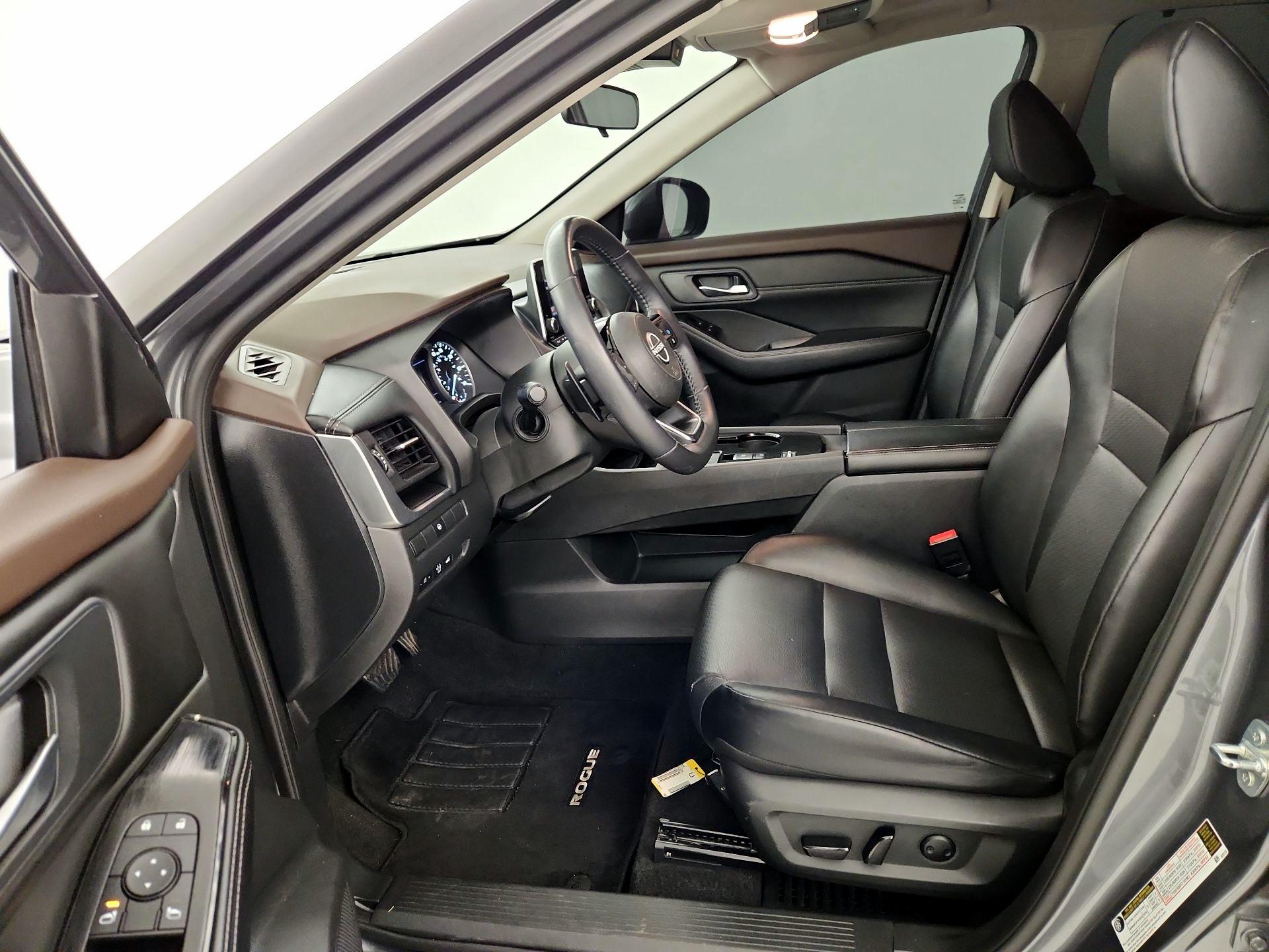 Thumbnail: 2023 Nissan Rogue - 11