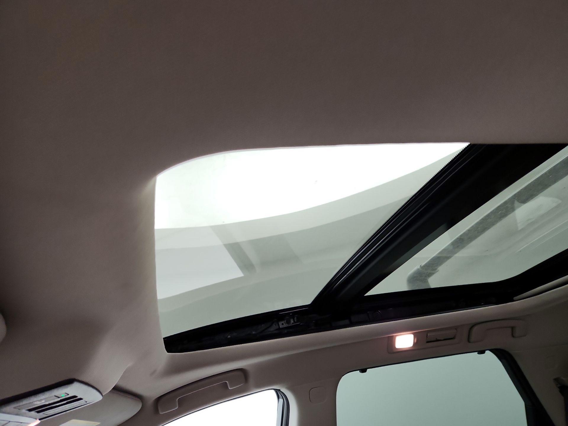 Thumbnail: 2023 Nissan Pathfinder - 20