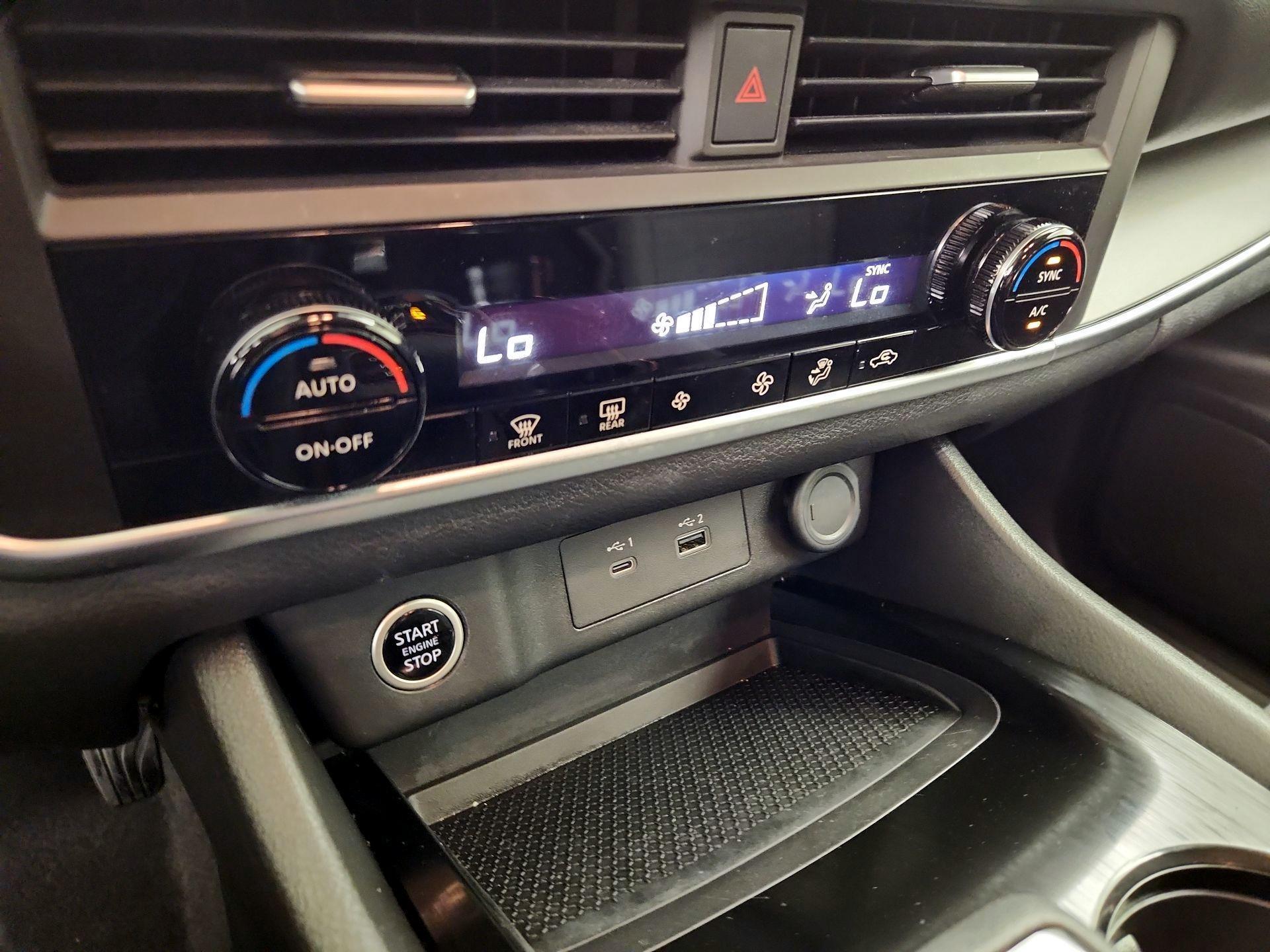 Thumbnail: 2023 Nissan Rogue - 16