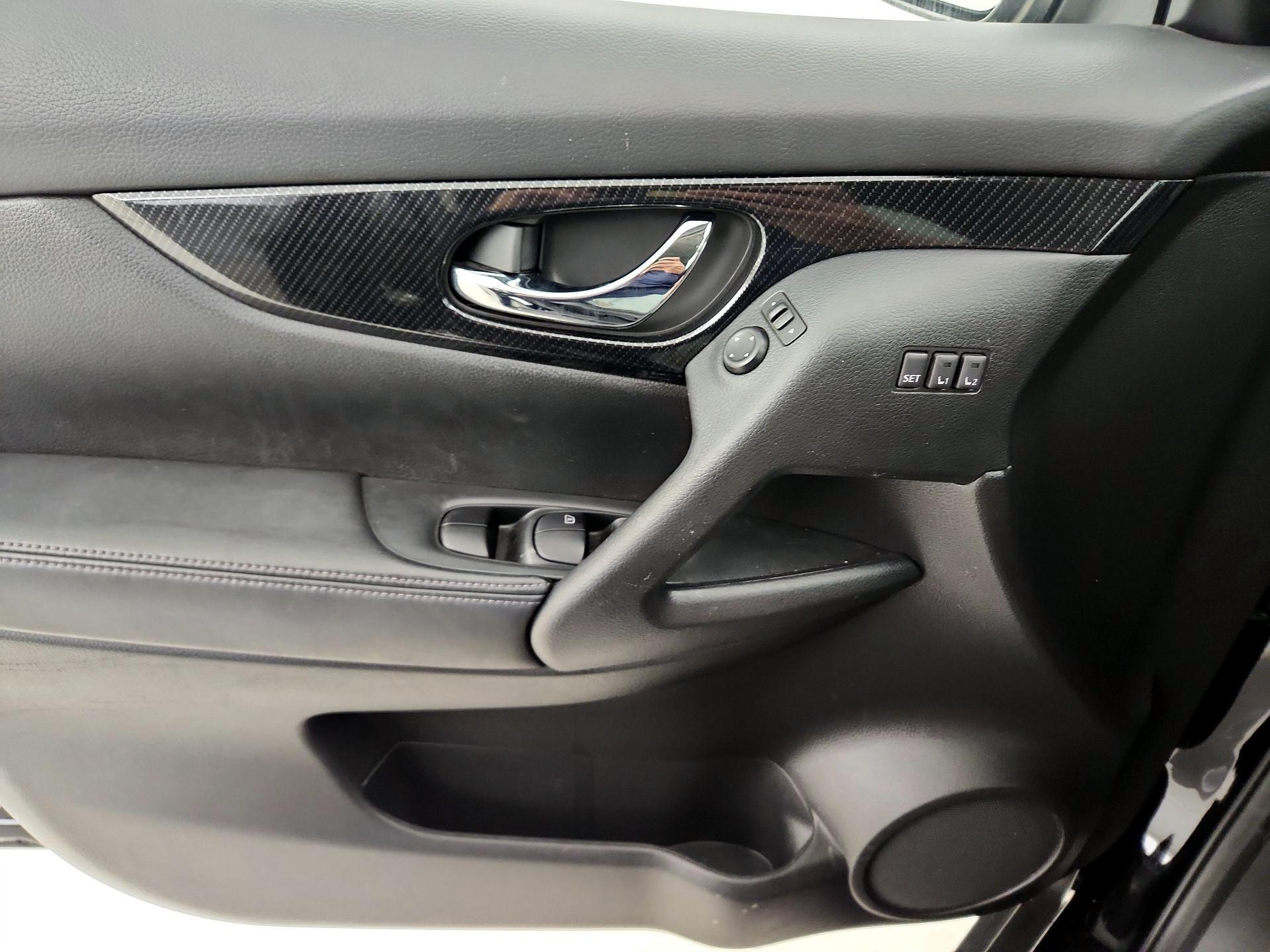 Thumbnail: 2020 Nissan Rogue - 12