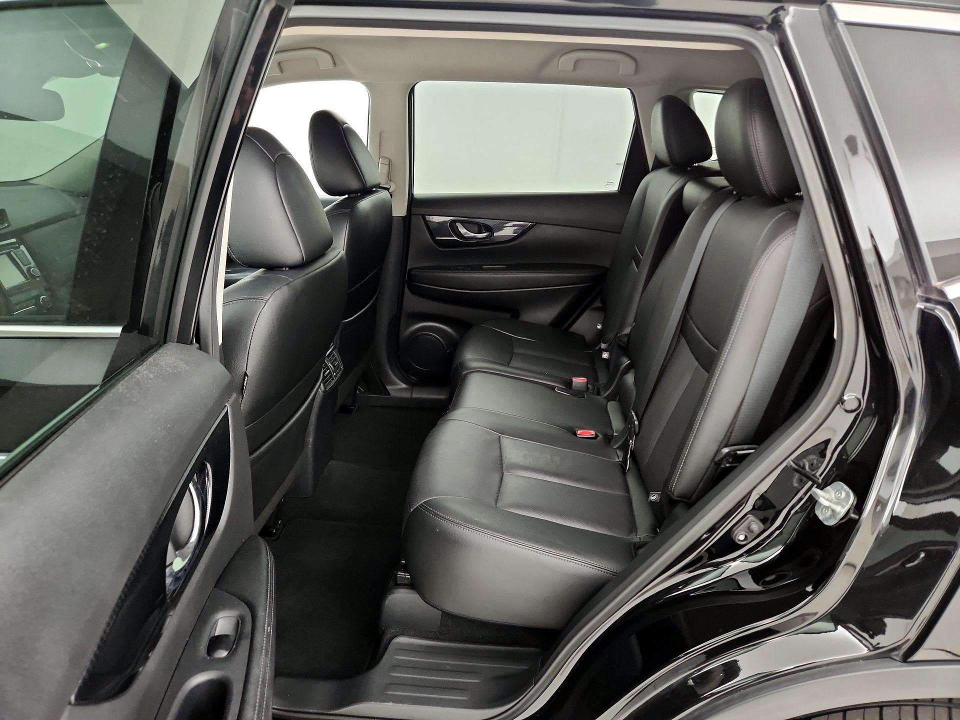 Thumbnail: 2020 Nissan Rogue - 20