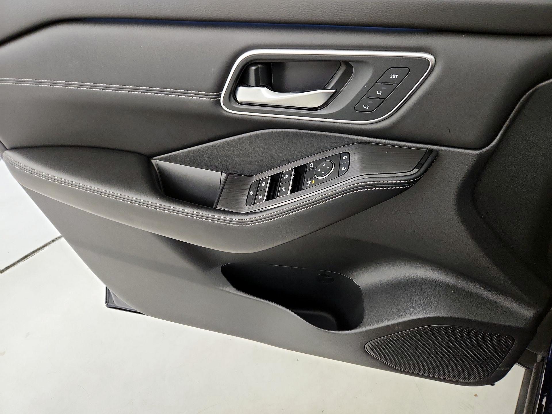 Thumbnail: 2024 Nissan Rogue - 12