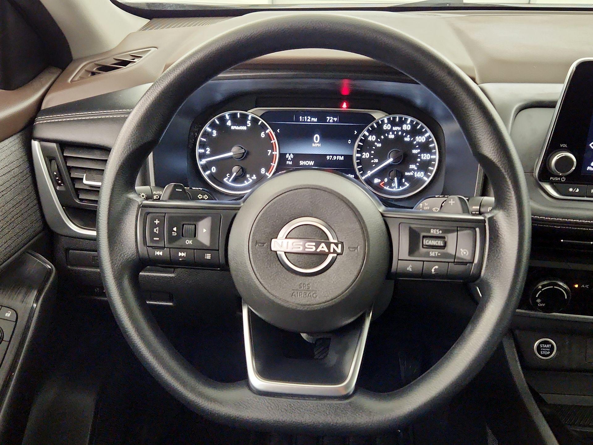 Thumbnail: 2023 Nissan Rogue - 10