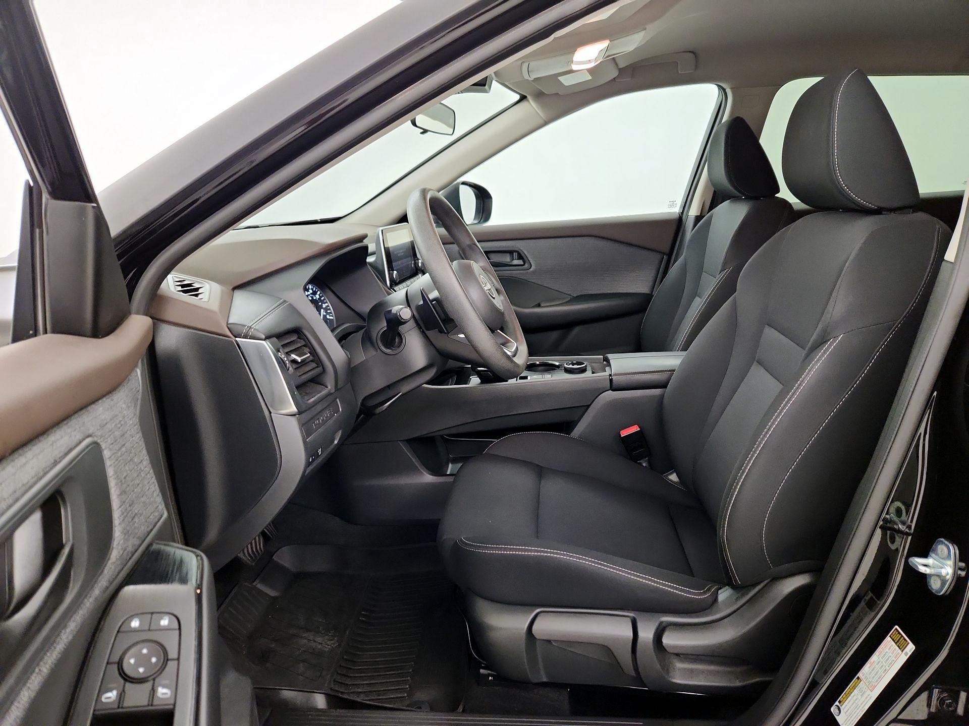 Thumbnail: 2023 Nissan Rogue - 11