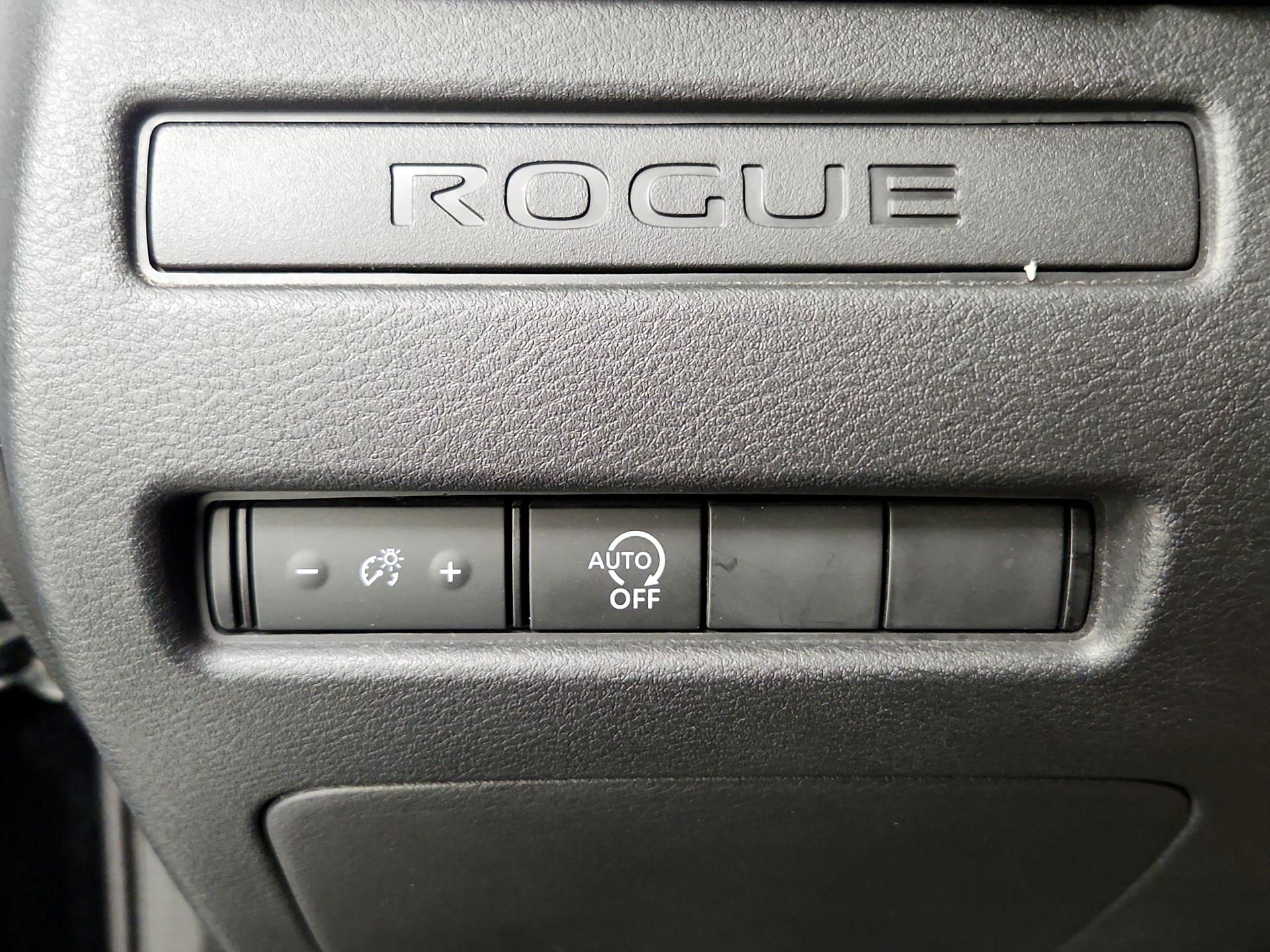 Thumbnail: 2023 Nissan Rogue - 13