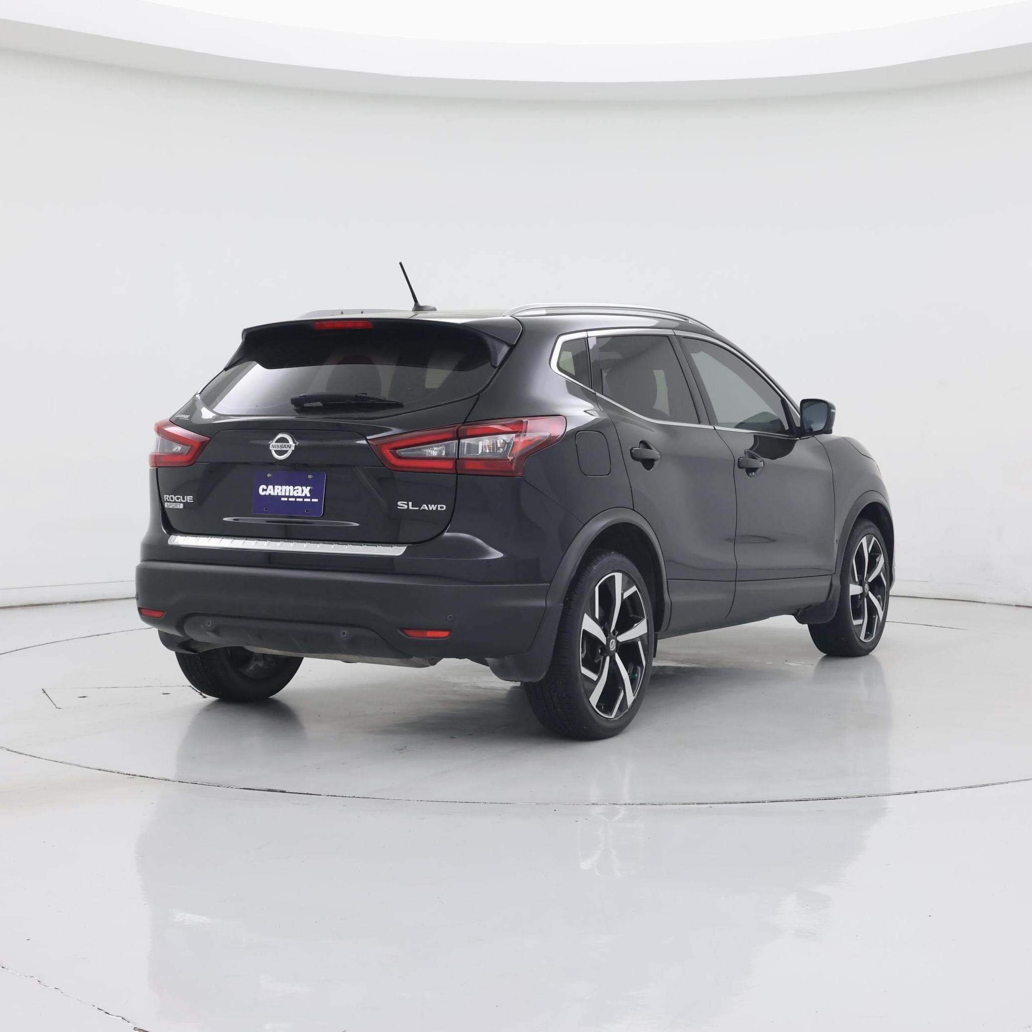 Thumbnail: 2022 Nissan Rogue Sport - 8