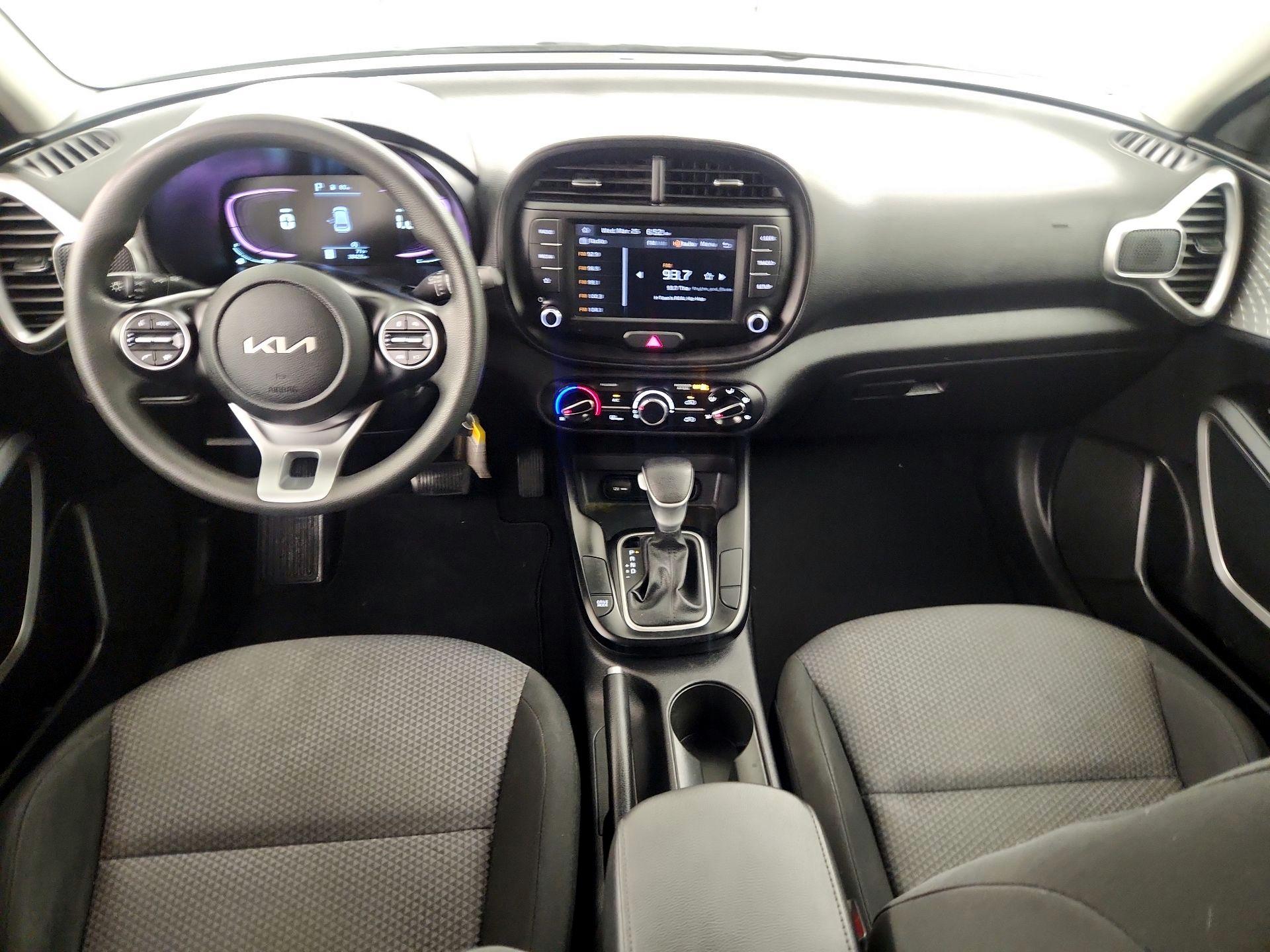 Thumbnail: 2023 Kia Soul - 9