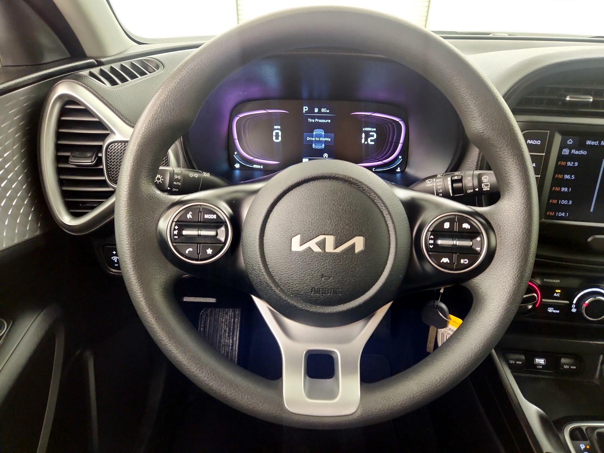 Thumbnail: 2023 Kia Soul - 10