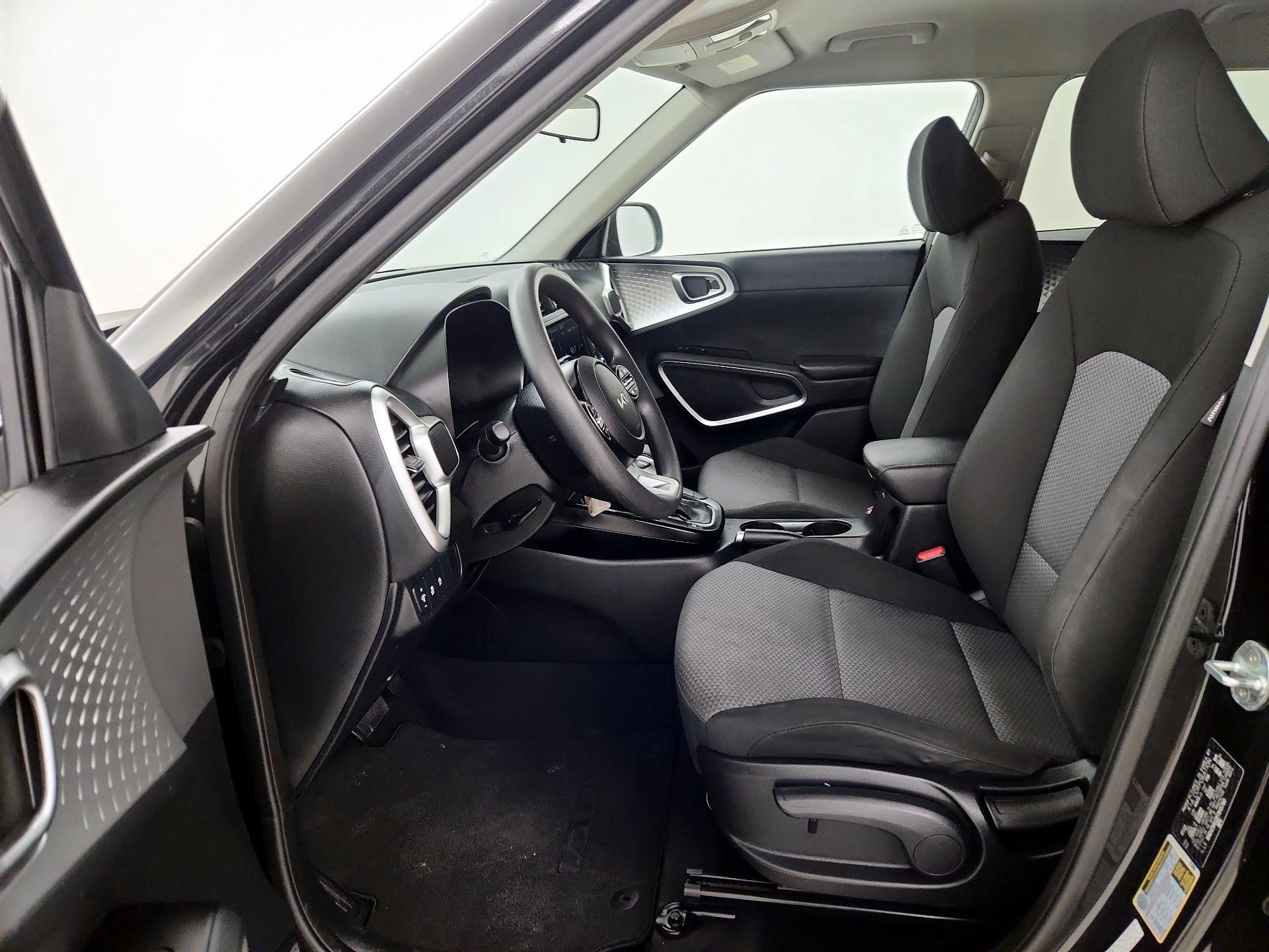 Thumbnail: 2023 Kia Soul - 11