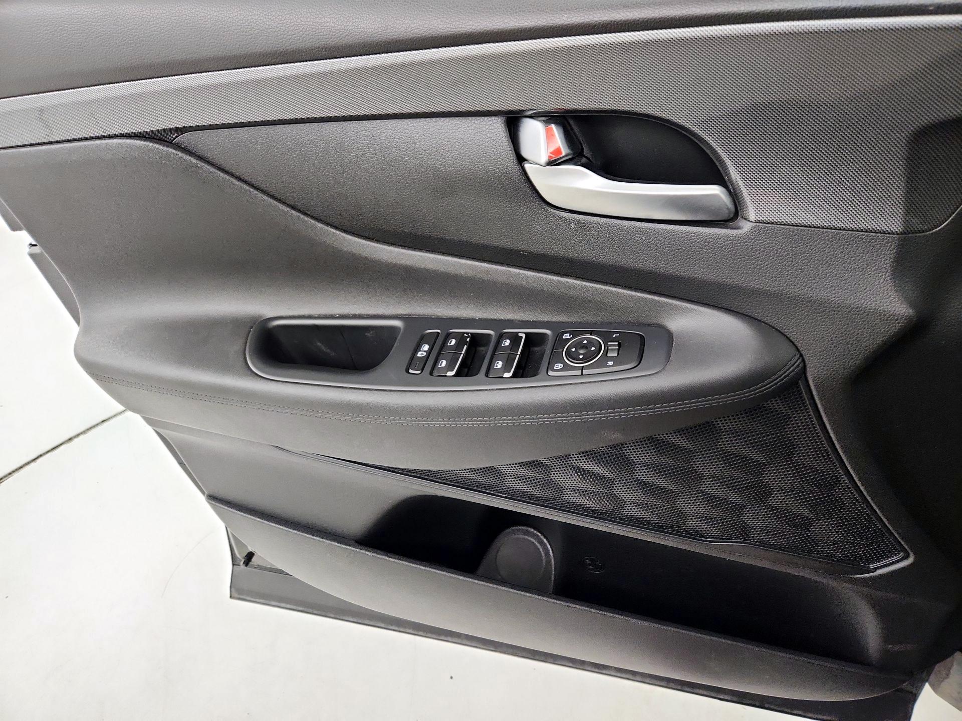 Thumbnail: 2023 Hyundai Santa Fe - 12