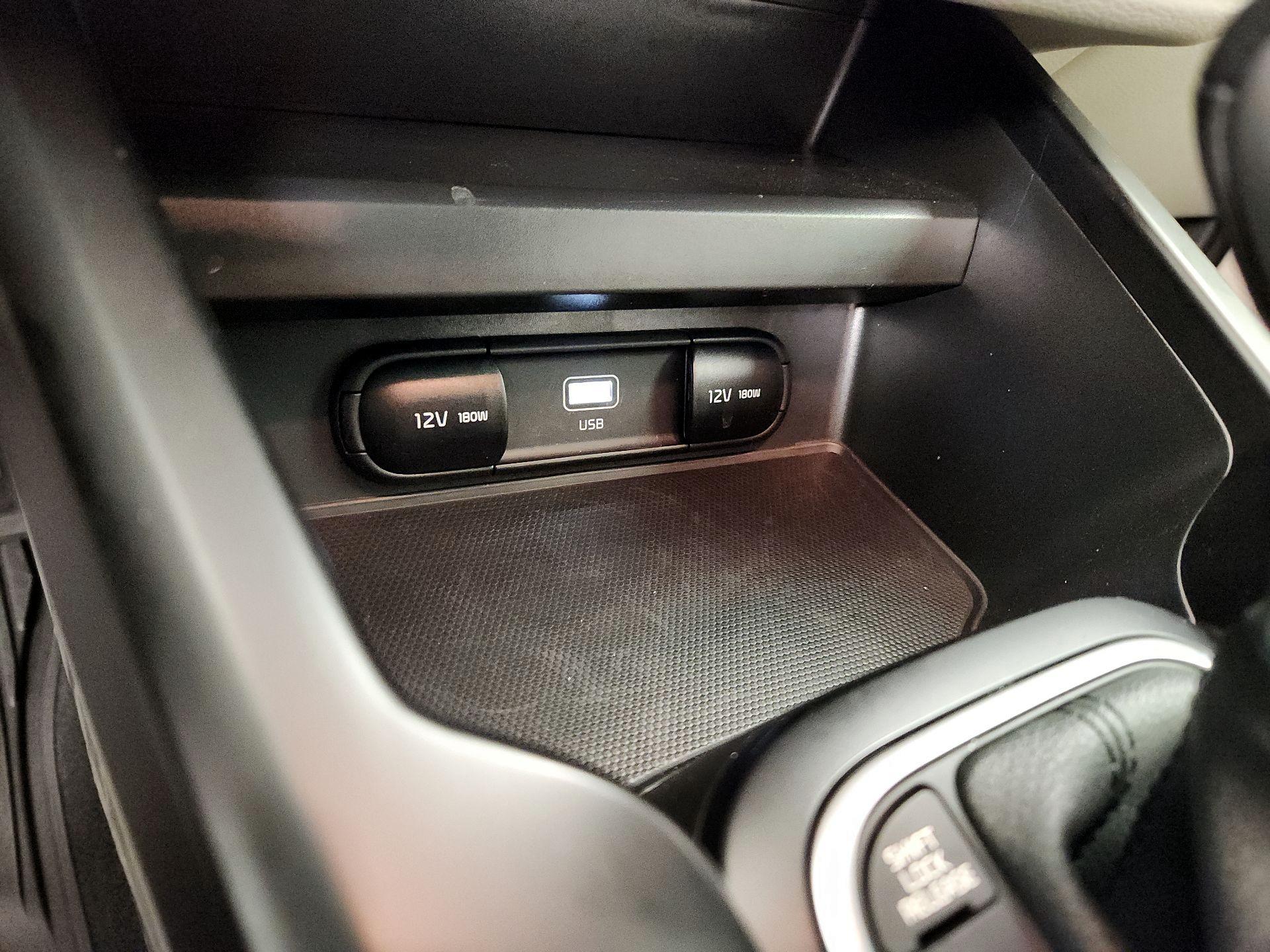 Thumbnail: 2025 Kia Soul - 18