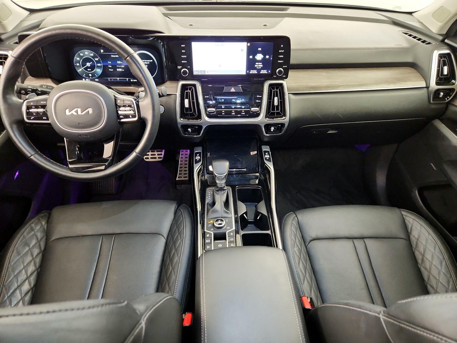 Thumbnail: 2023 Kia Sorento - 9