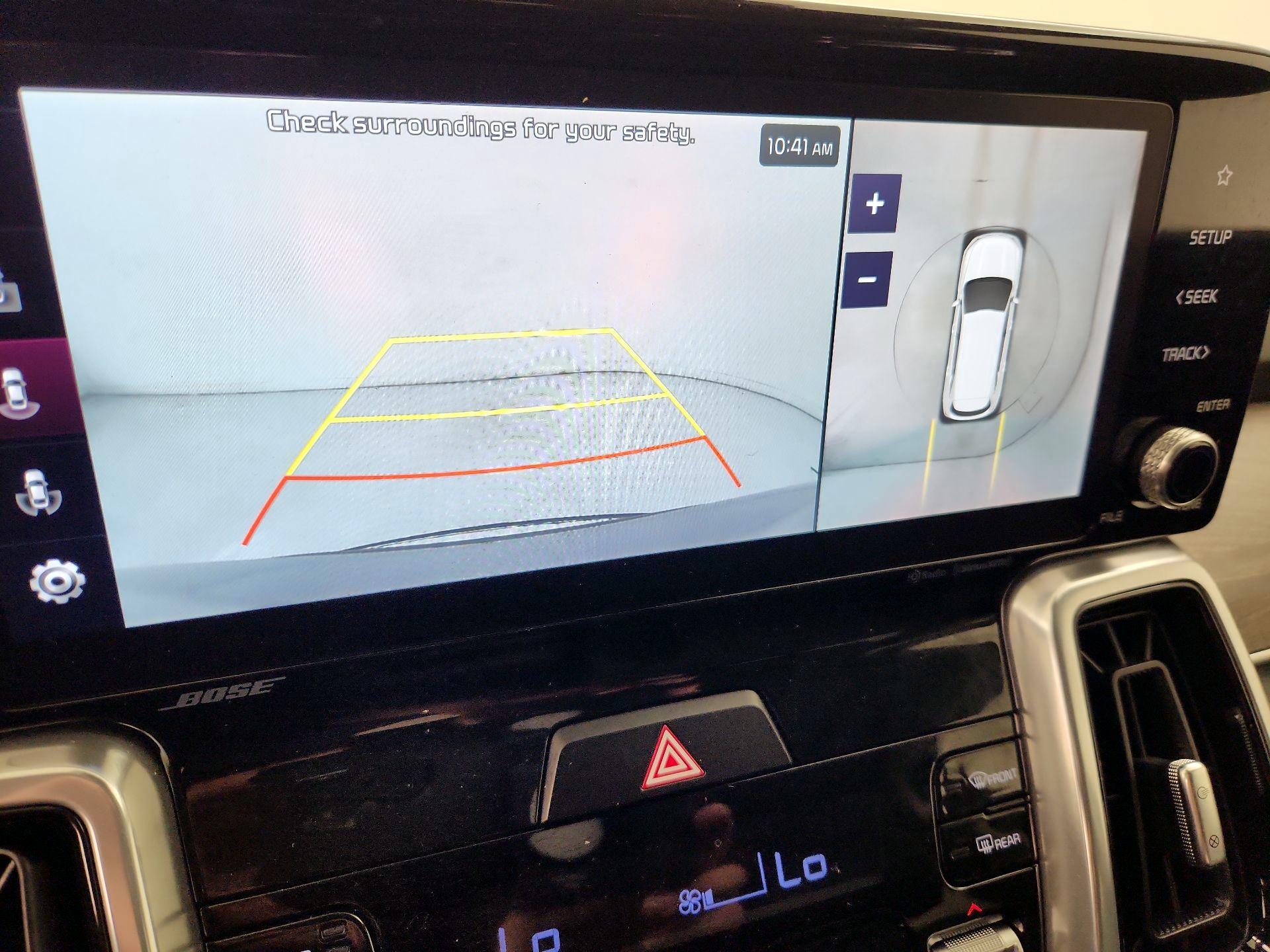 Thumbnail: 2023 Kia Sorento - 15