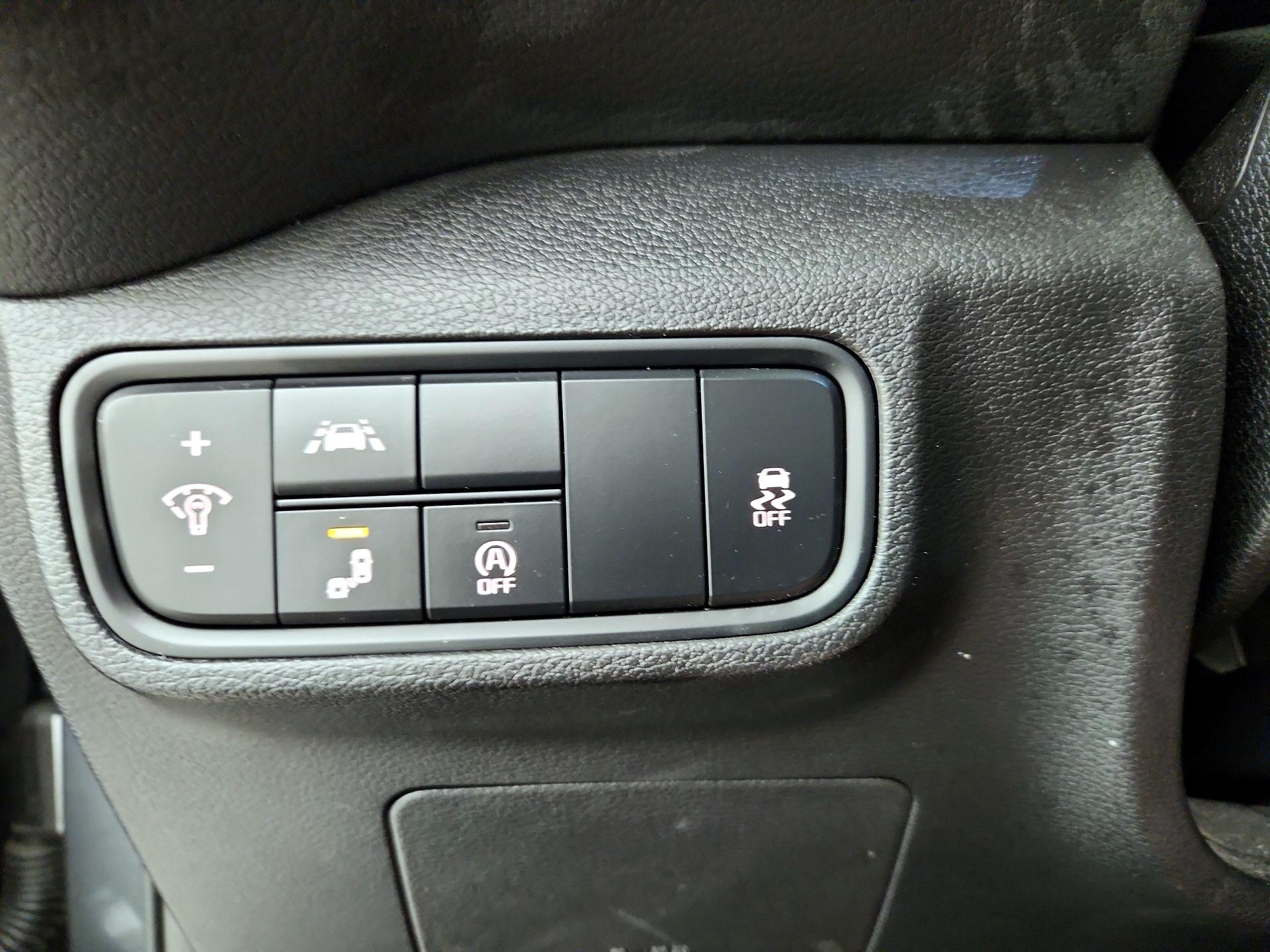 Thumbnail: 2021 Kia Soul - 13