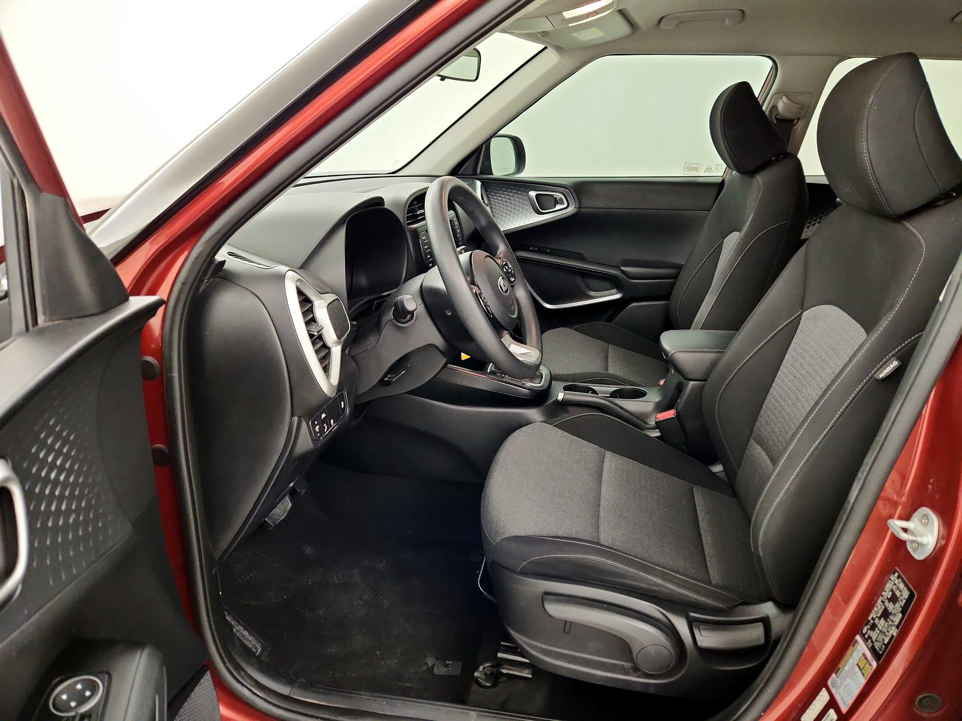 Thumbnail: 2020 Kia Soul - 11