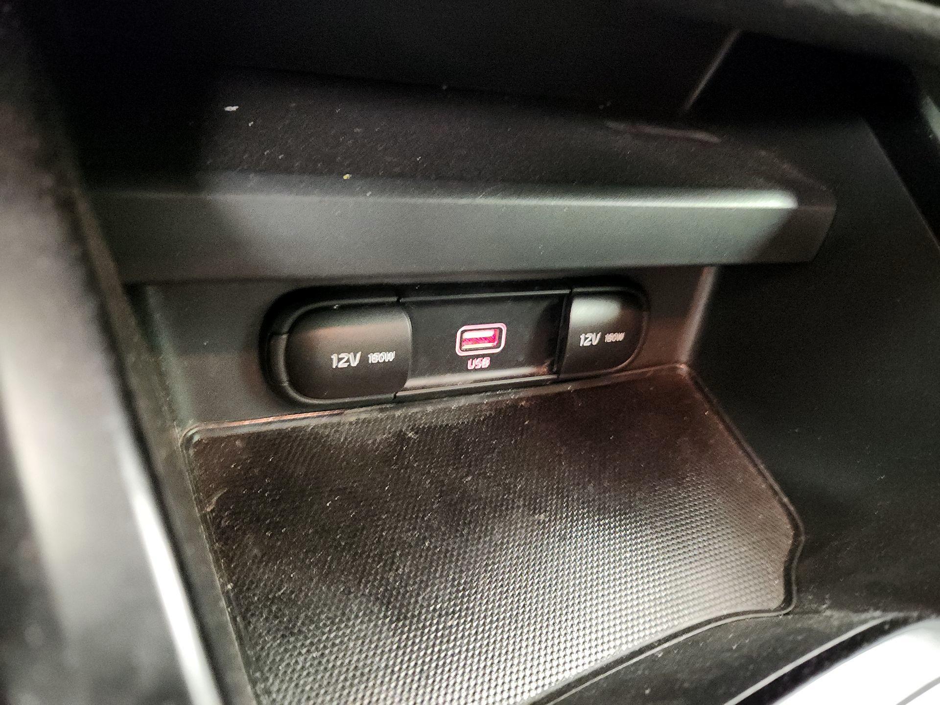 Thumbnail: 2020 Kia Soul - 18