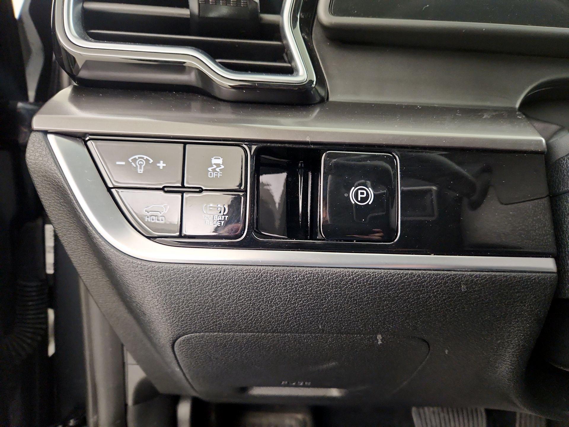 Thumbnail: 2024 Kia Sportage - 13