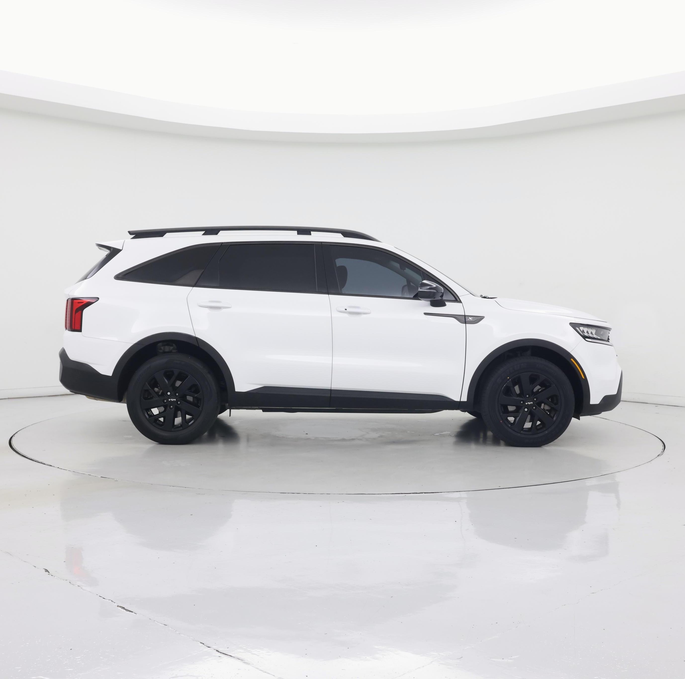 Thumbnail: 2023 Kia Sorento - 7