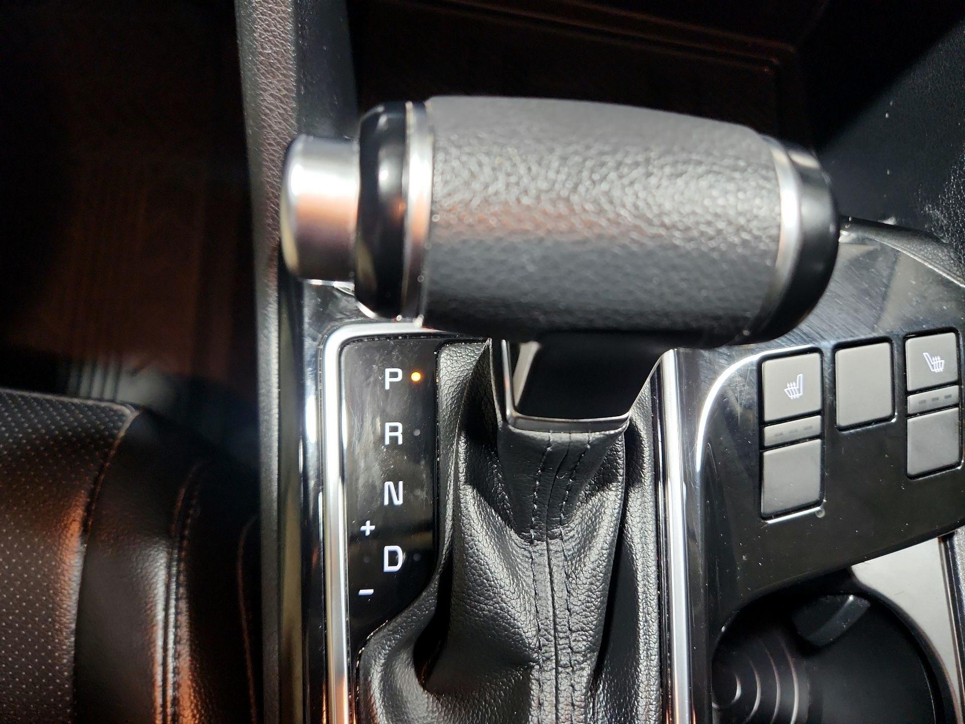 Thumbnail: 2023 Kia Sportage - 18