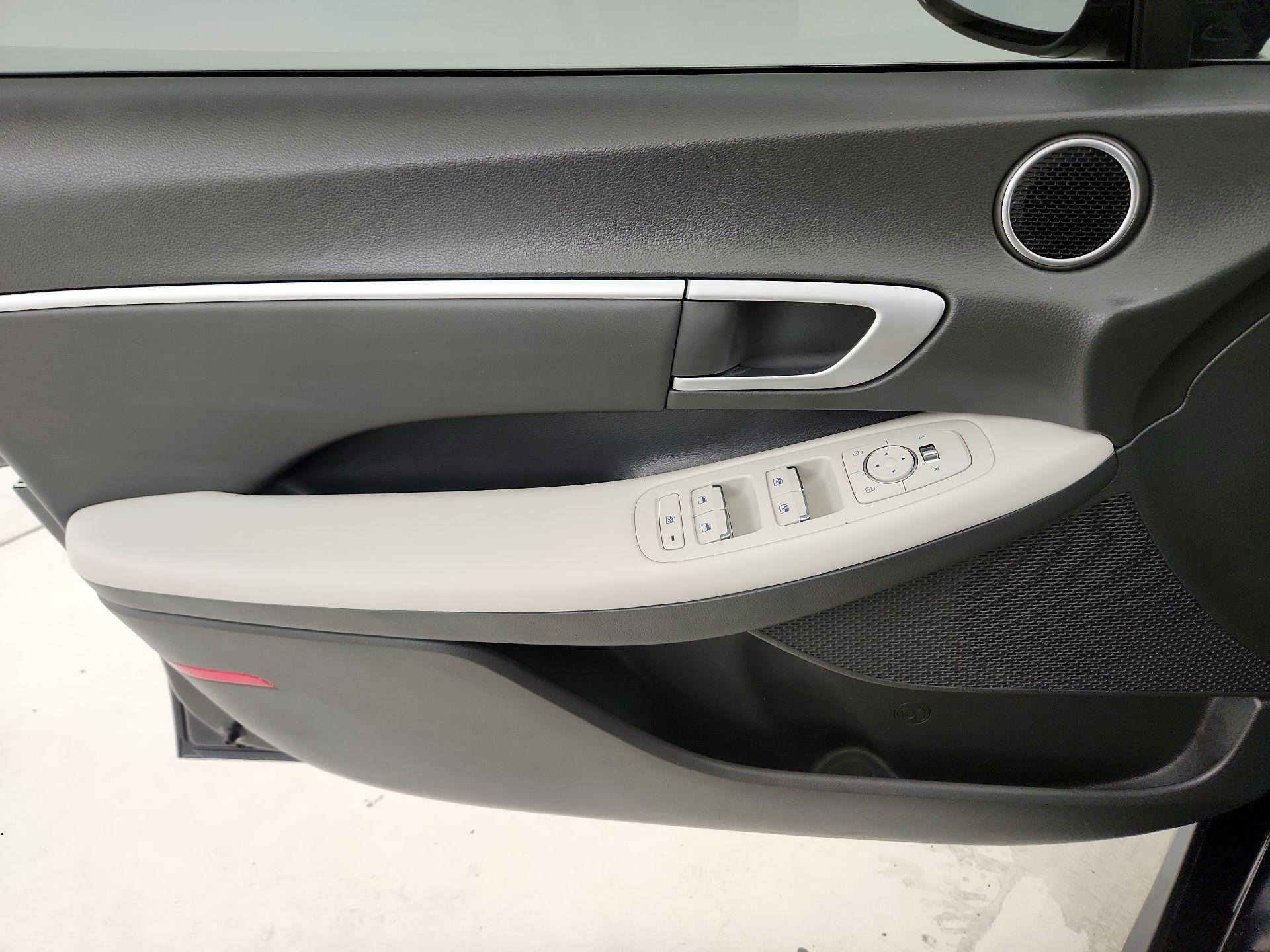 Thumbnail: 2024 Hyundai Sonata - 12