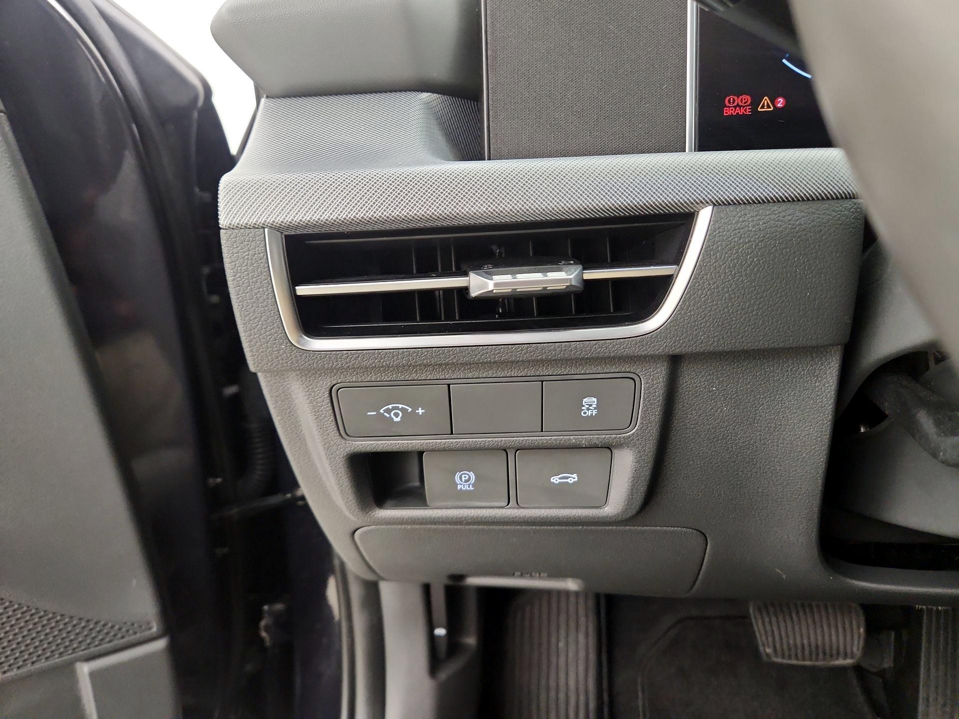 Thumbnail: 2024 Hyundai Sonata - 13