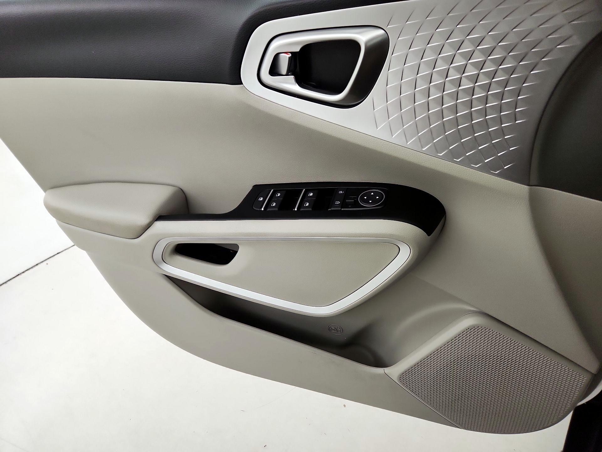 Thumbnail: 2025 Kia Soul - 12