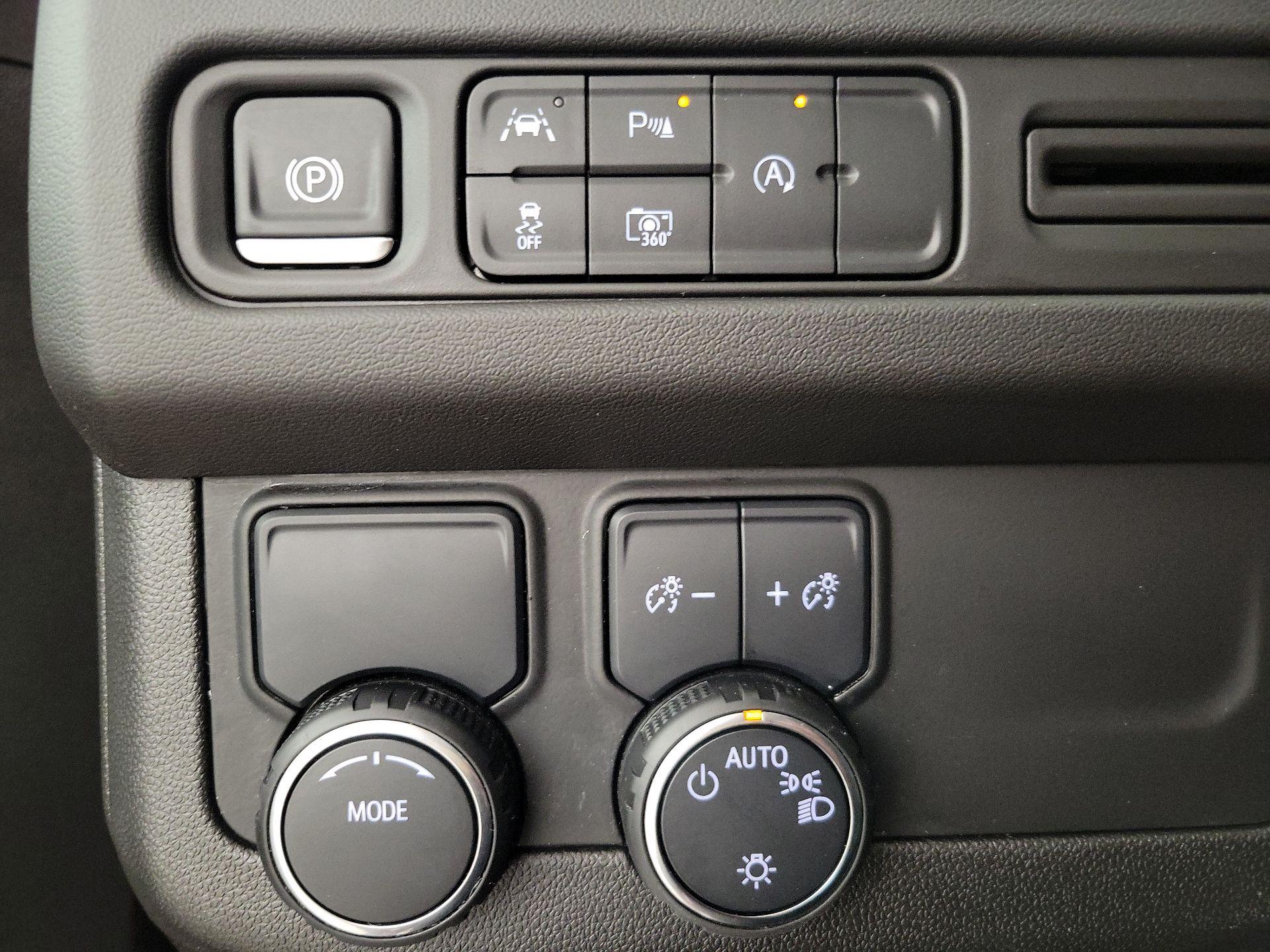 Thumbnail: 2024 Chevrolet Tahoe - 13