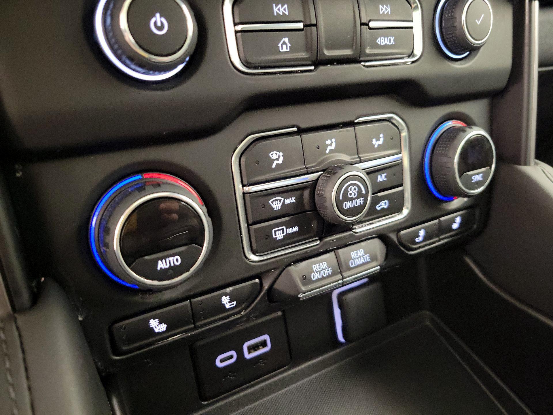 Thumbnail: 2024 Chevrolet Tahoe - 16