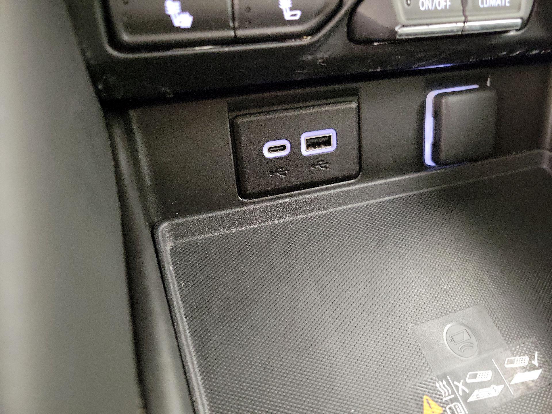 Thumbnail: 2024 Chevrolet Tahoe - 18