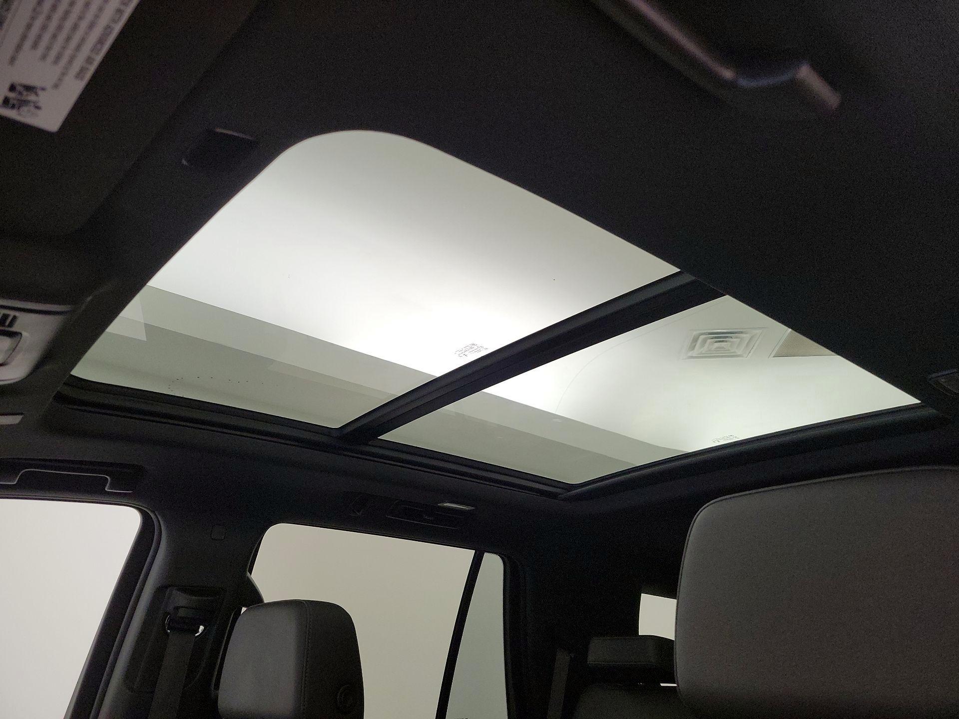 Thumbnail: 2024 Chevrolet Tahoe - 19