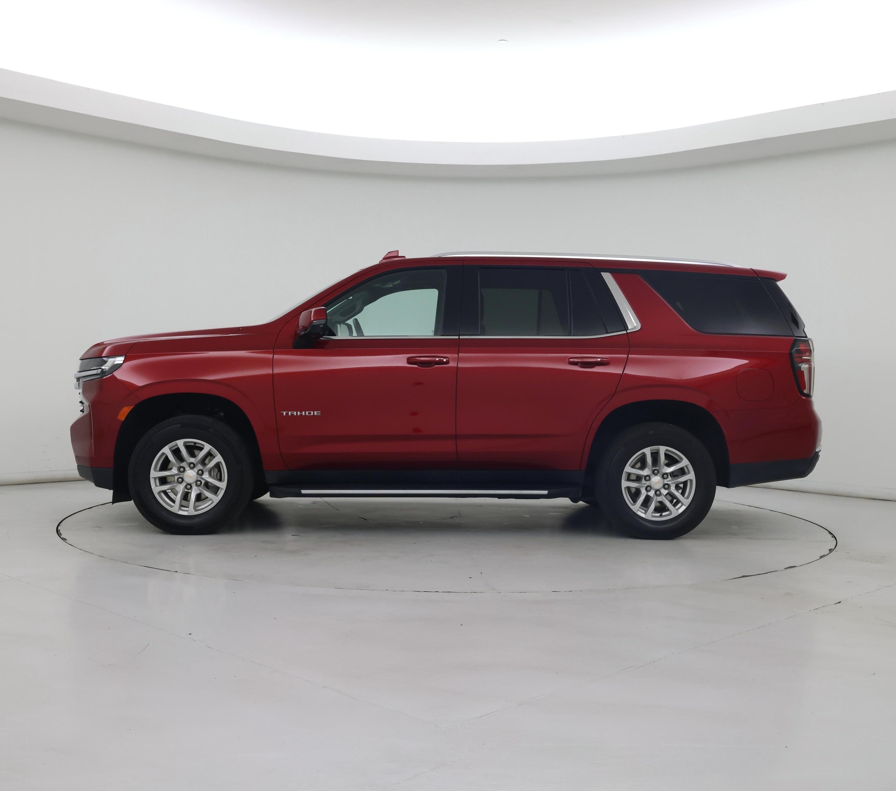 Thumbnail: 2024 Chevrolet Tahoe - 3