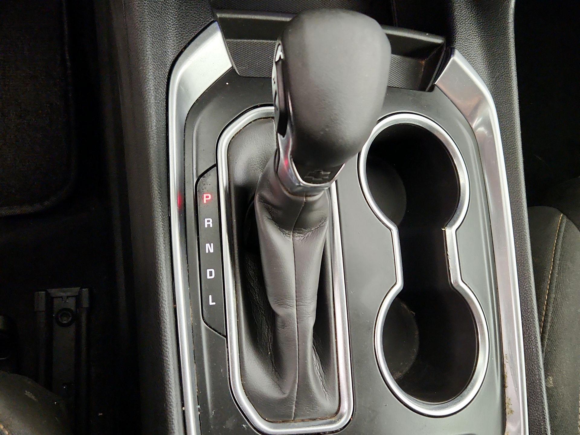 Thumbnail: 2021 Chevrolet Traverse - 17