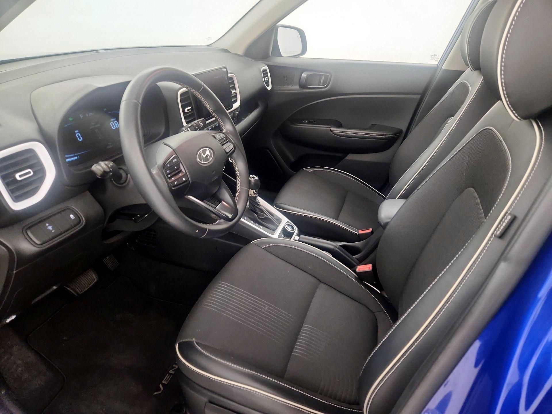 Thumbnail: 2023 Hyundai Venue - 11