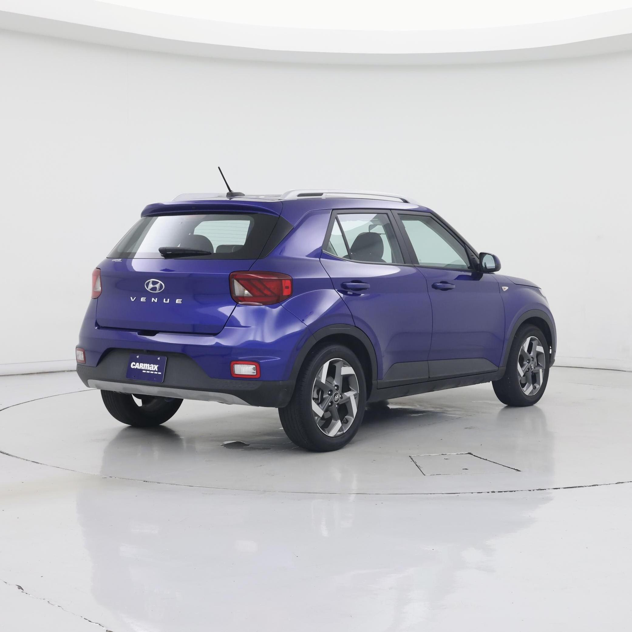 Thumbnail: 2023 Hyundai Venue - 8