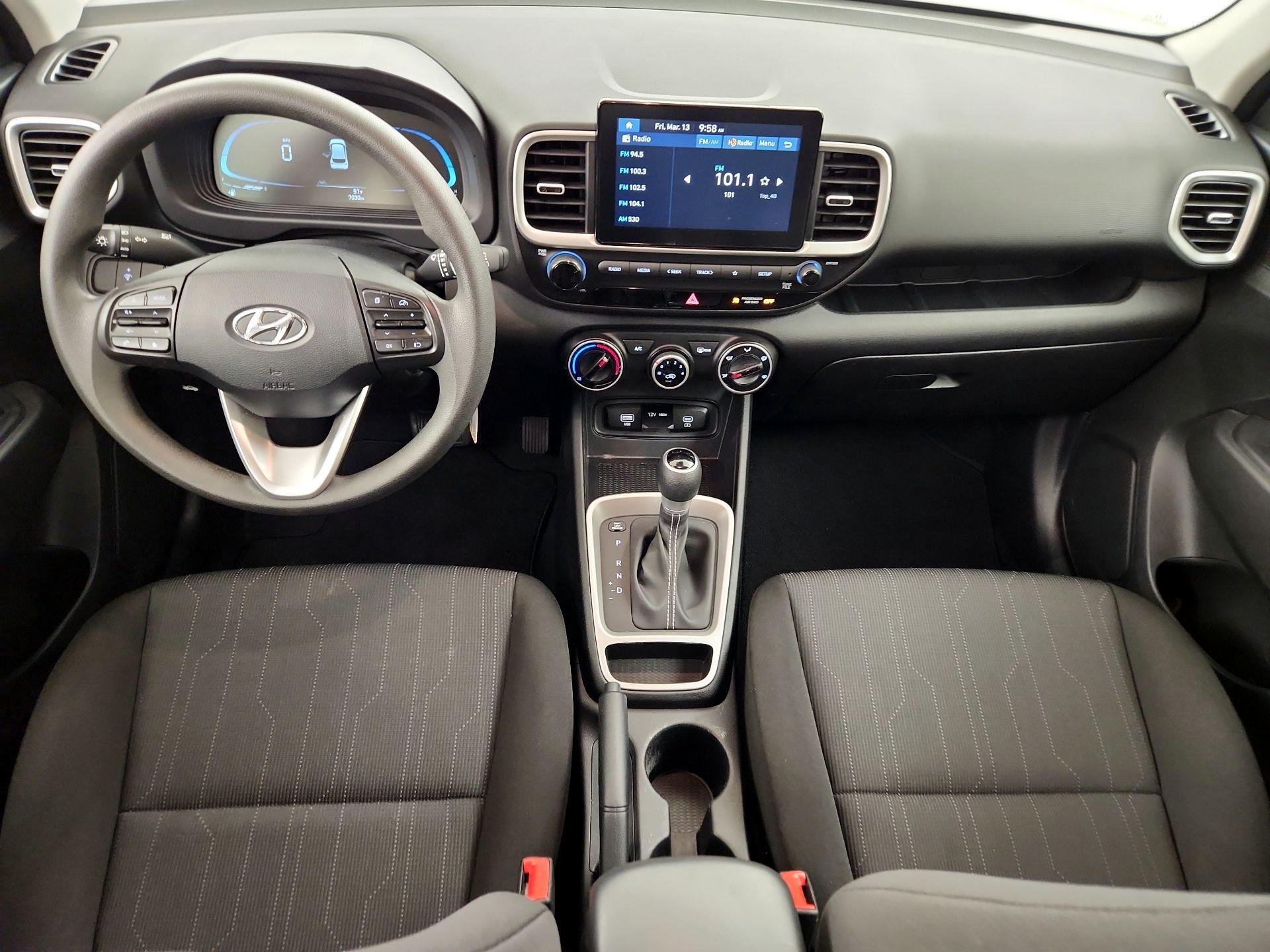 Thumbnail: 2025 Hyundai Venue - 9