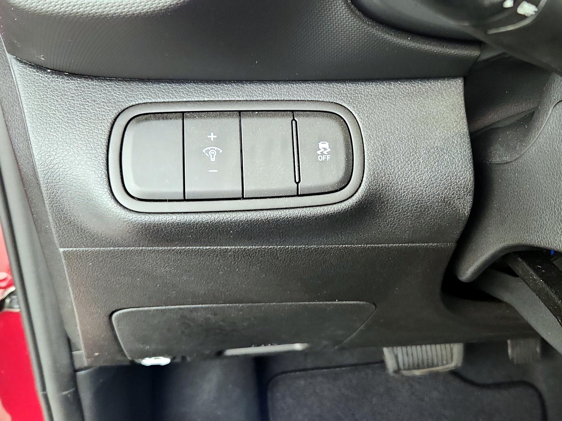 Thumbnail: 2025 Hyundai Venue - 13