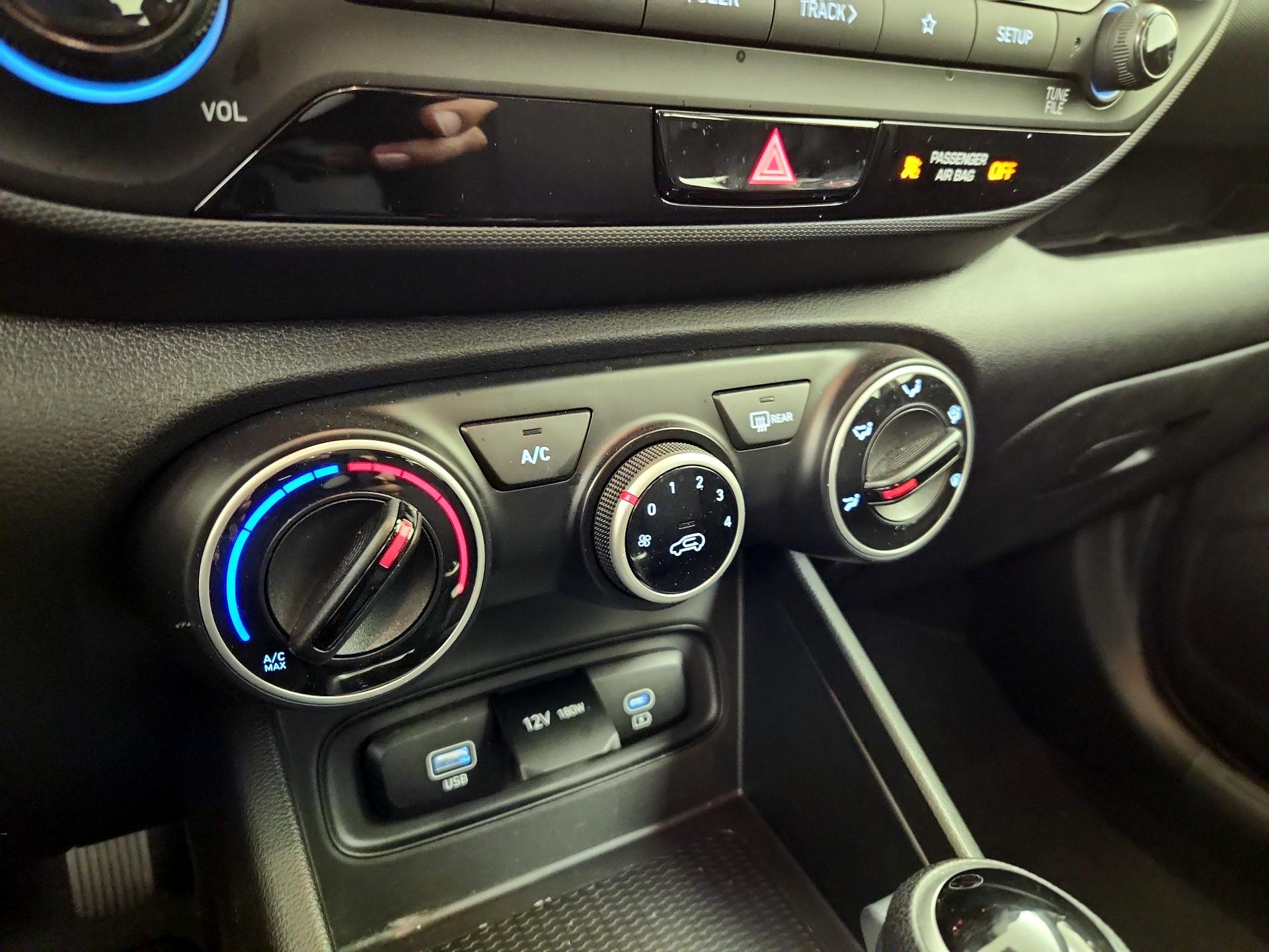 Thumbnail: 2025 Hyundai Venue - 16