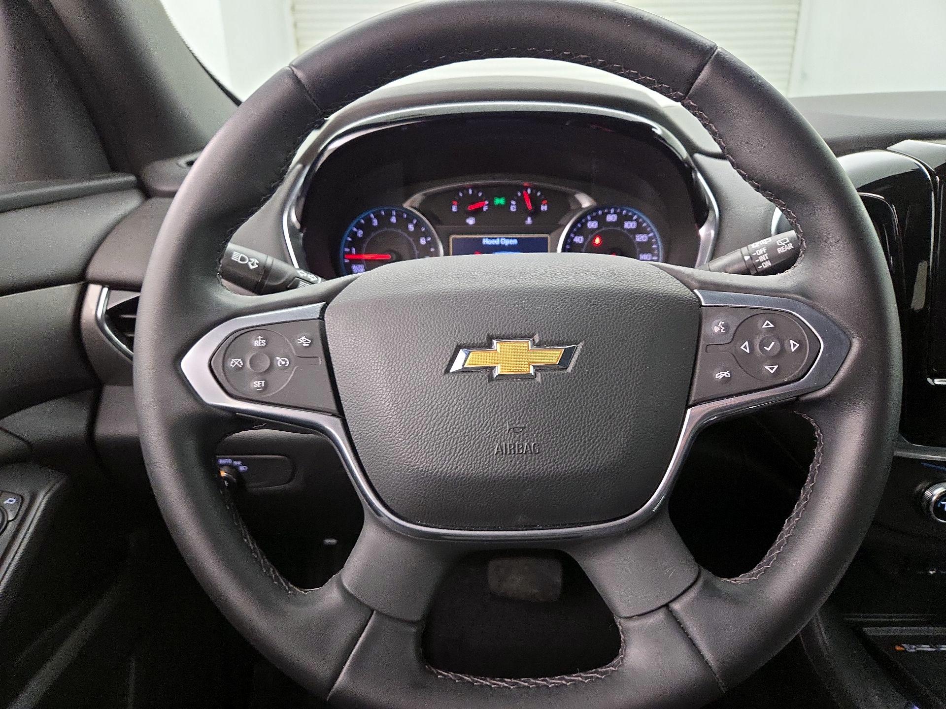 Thumbnail: 2023 Chevrolet Traverse - 10