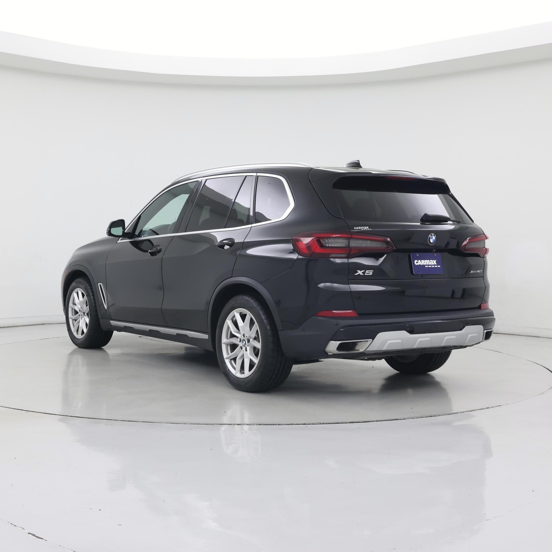 Thumbnail: 2021 BMW X5 - 2