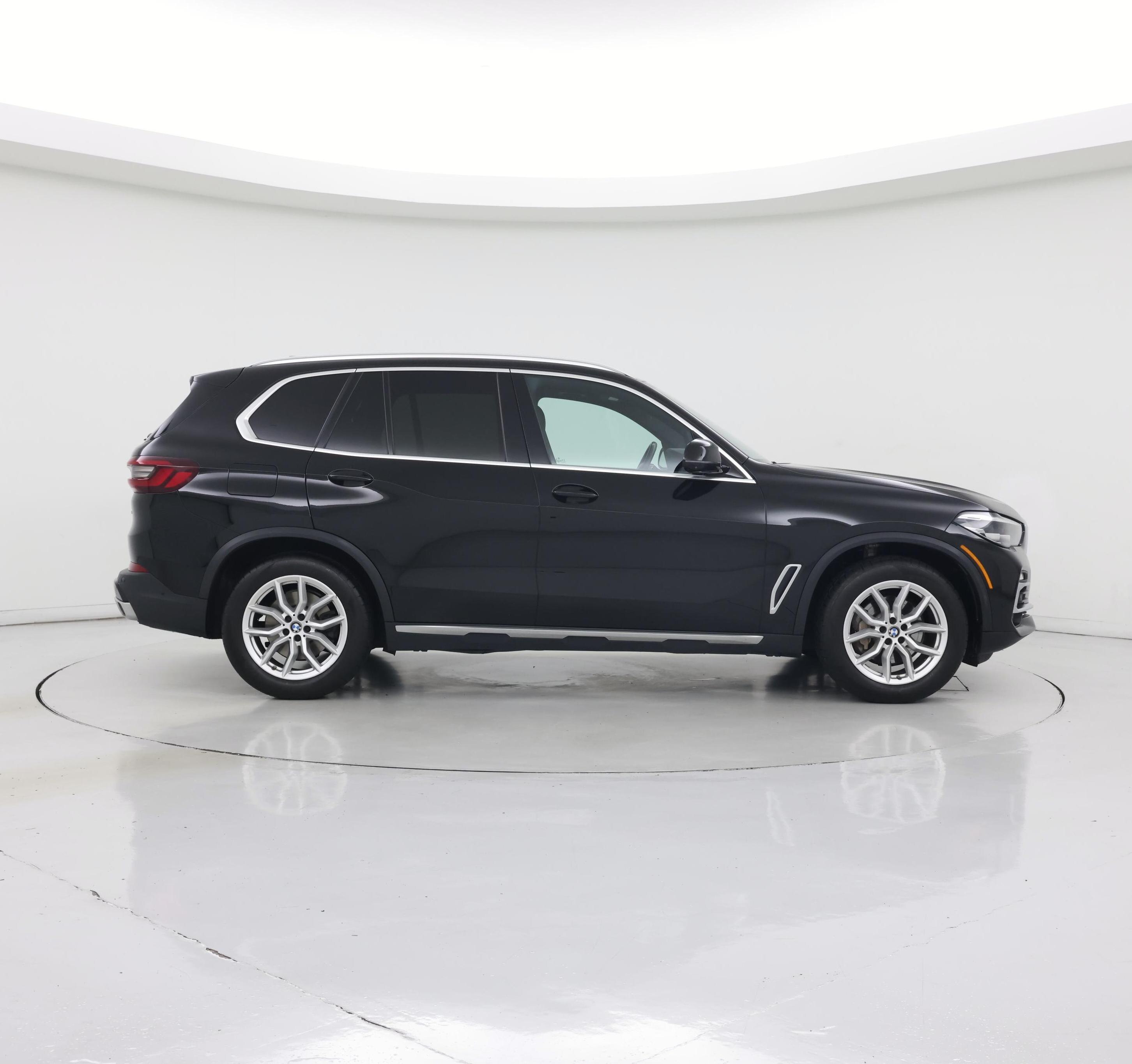 Thumbnail: 2021 BMW X5 - 7